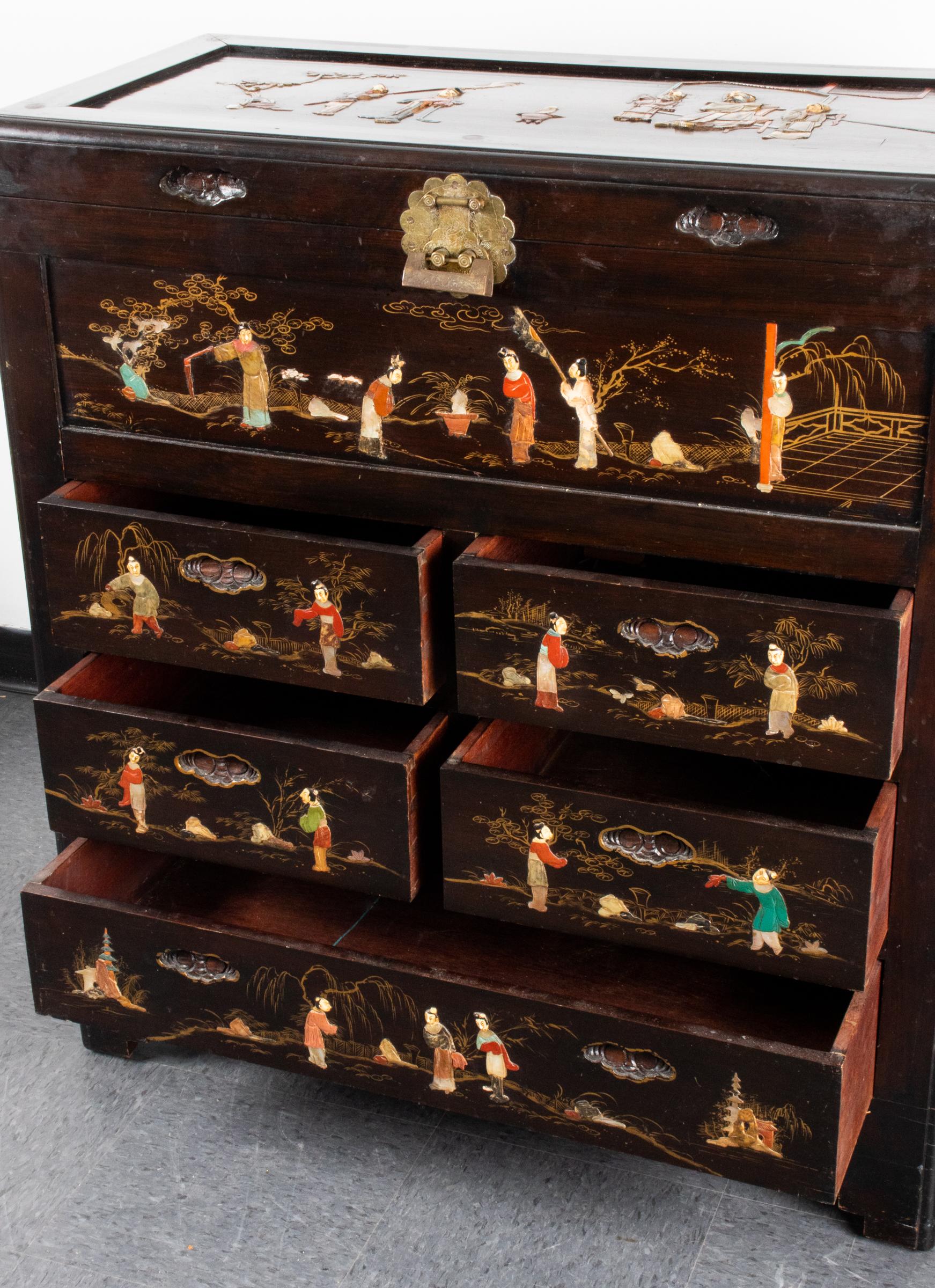 Japanese Lacquered and Hardstone Mounted Chest 1