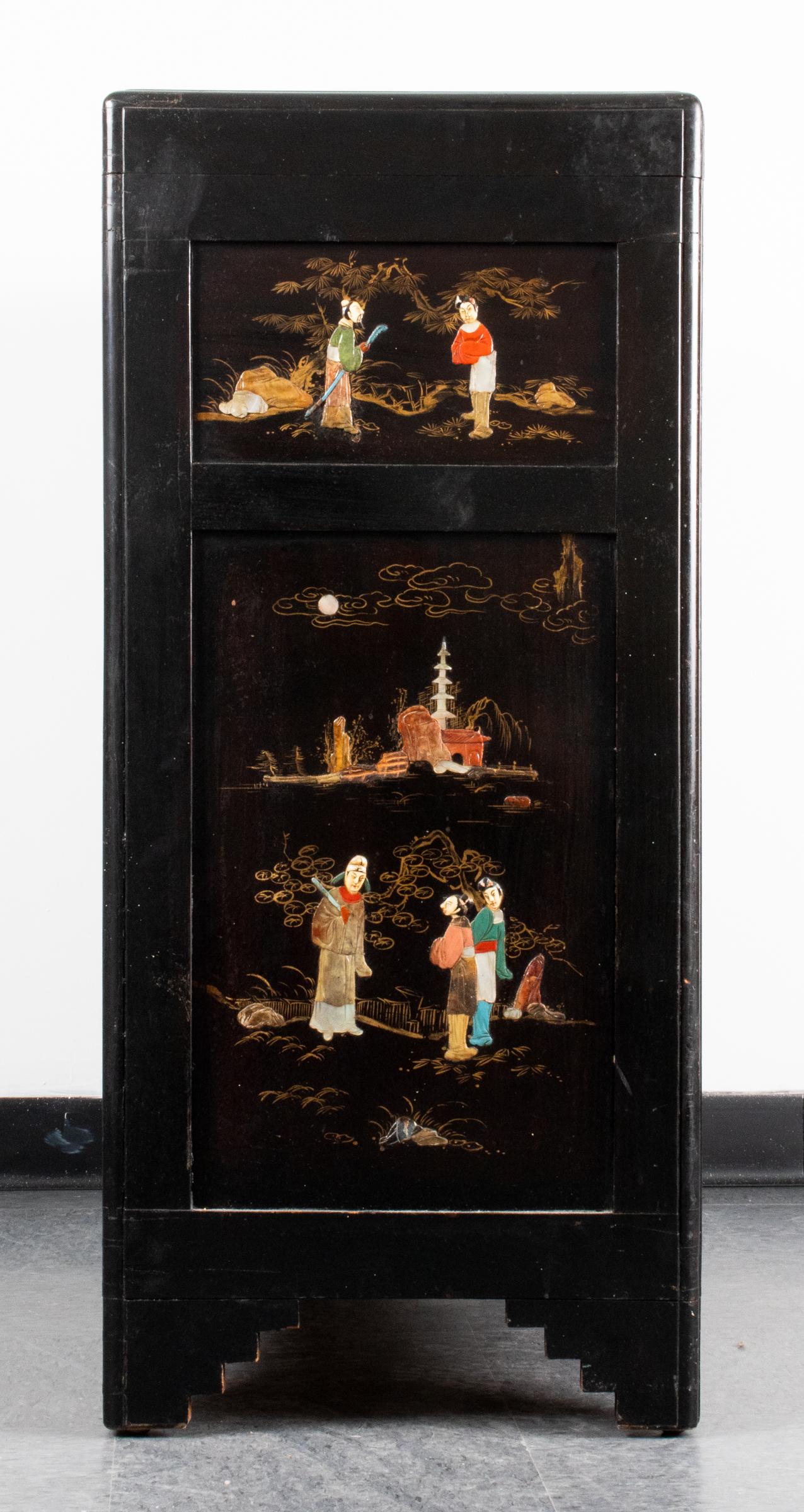 Japanese Lacquered and Hardstone Mounted Chest 2