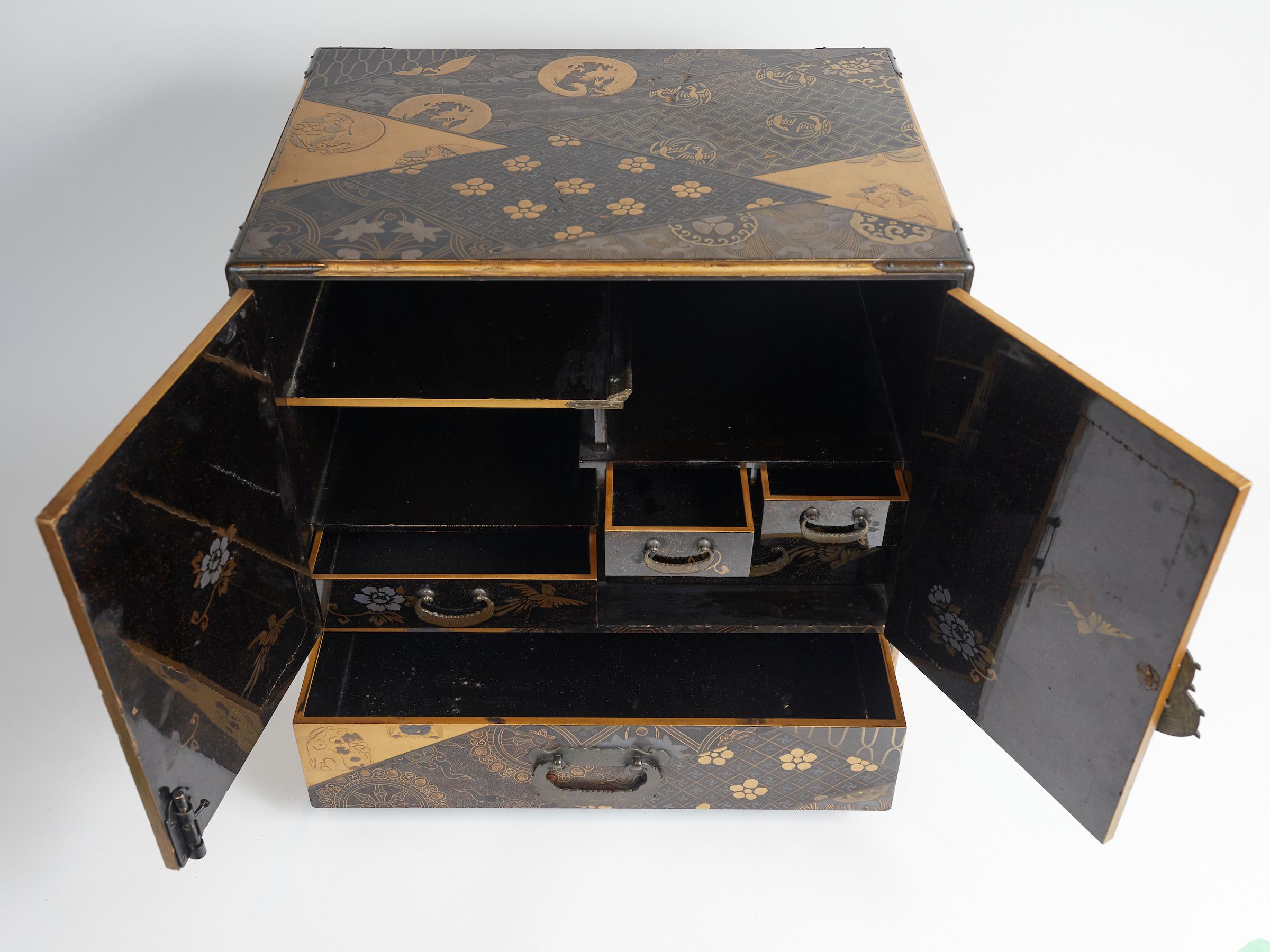 Japanese Lacquered Meiji Period Cabinet For Sale 3