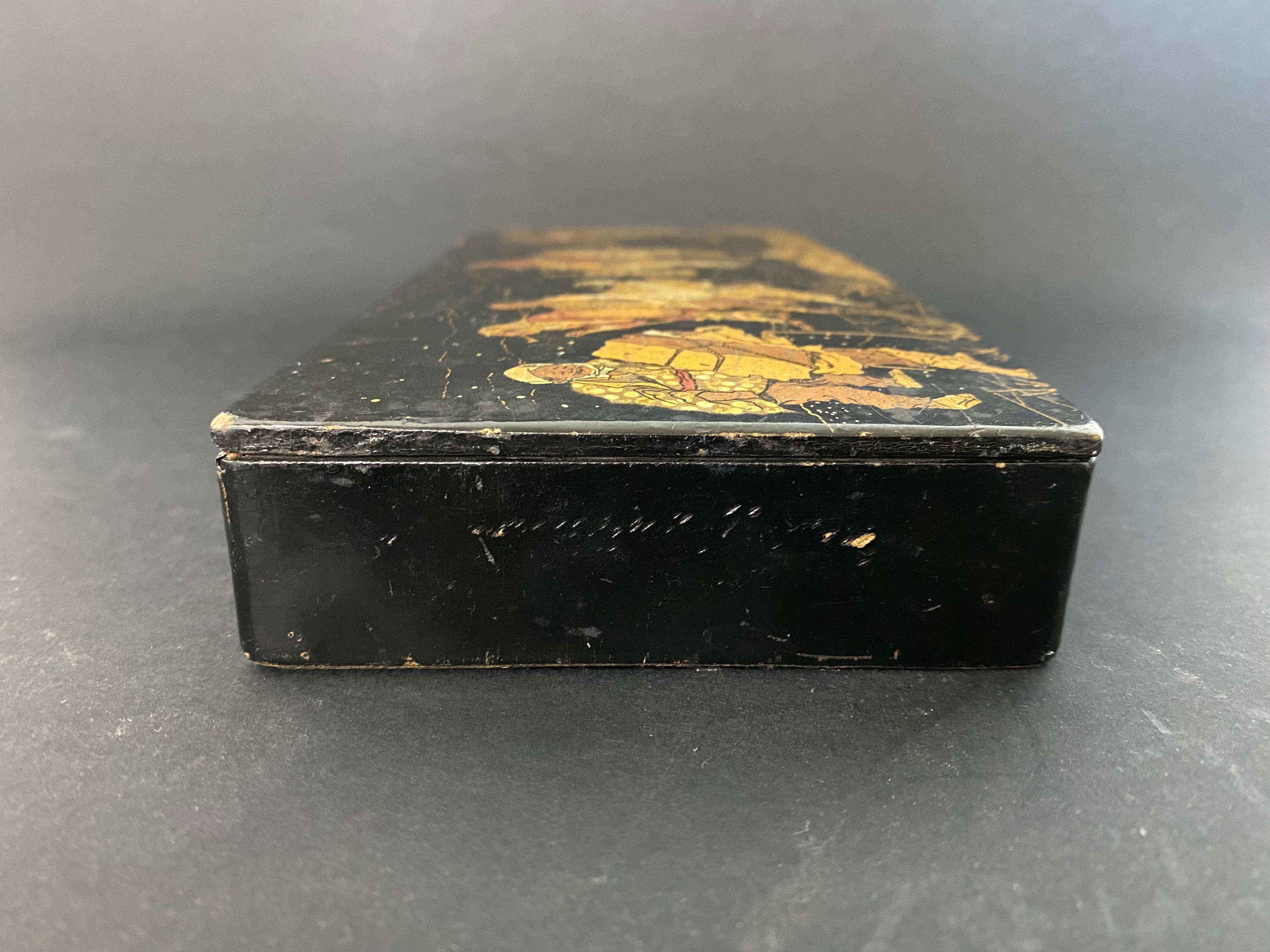 Japanese Lacquered Pencil Box Late 19th Century 5