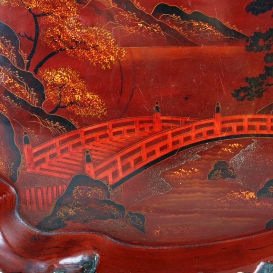Japanese Lacquered Root Wood Tray, 19th Century In Good Condition For Sale In London, GB