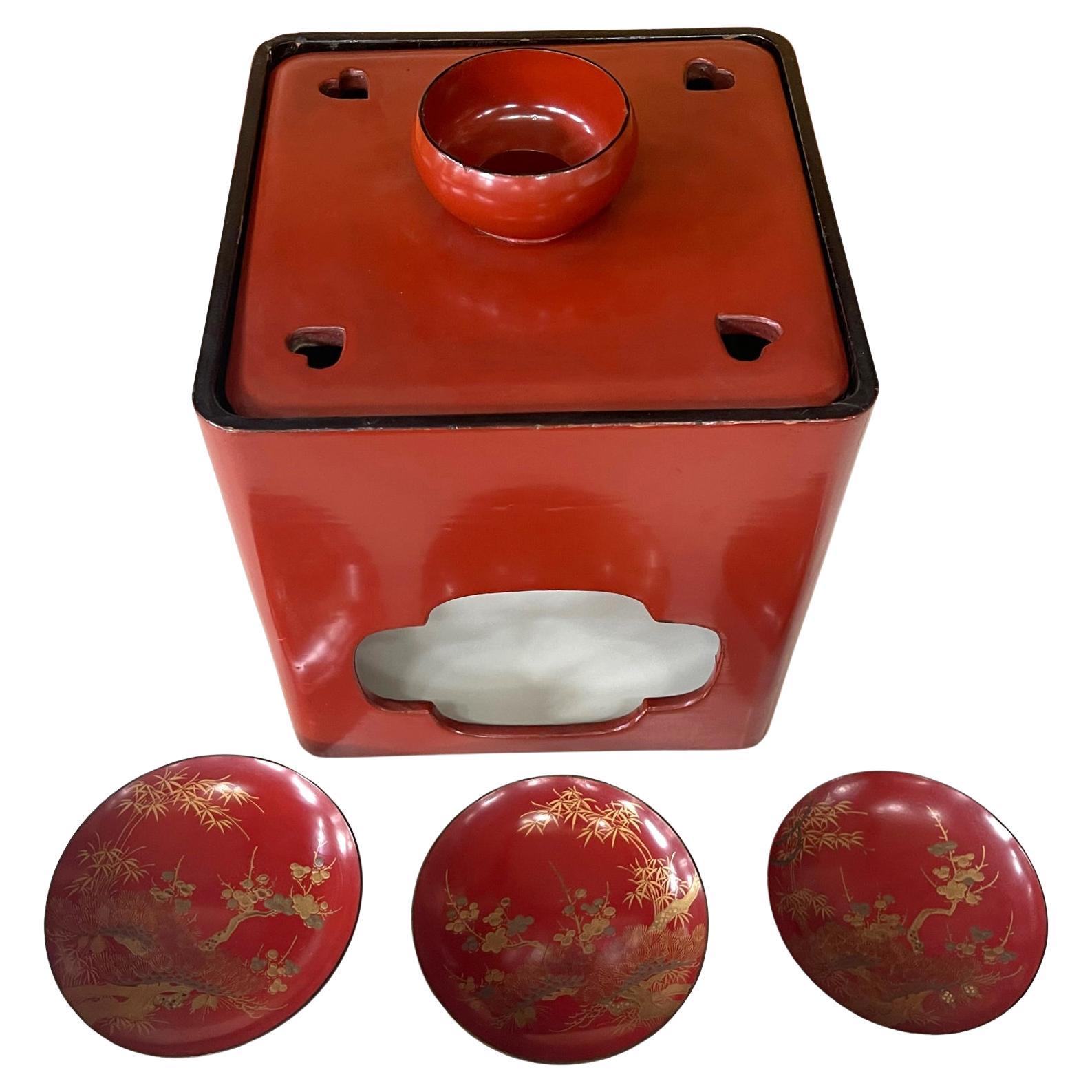 Japanese Lacquered Sake Drinking Set Meiji Period For Sale