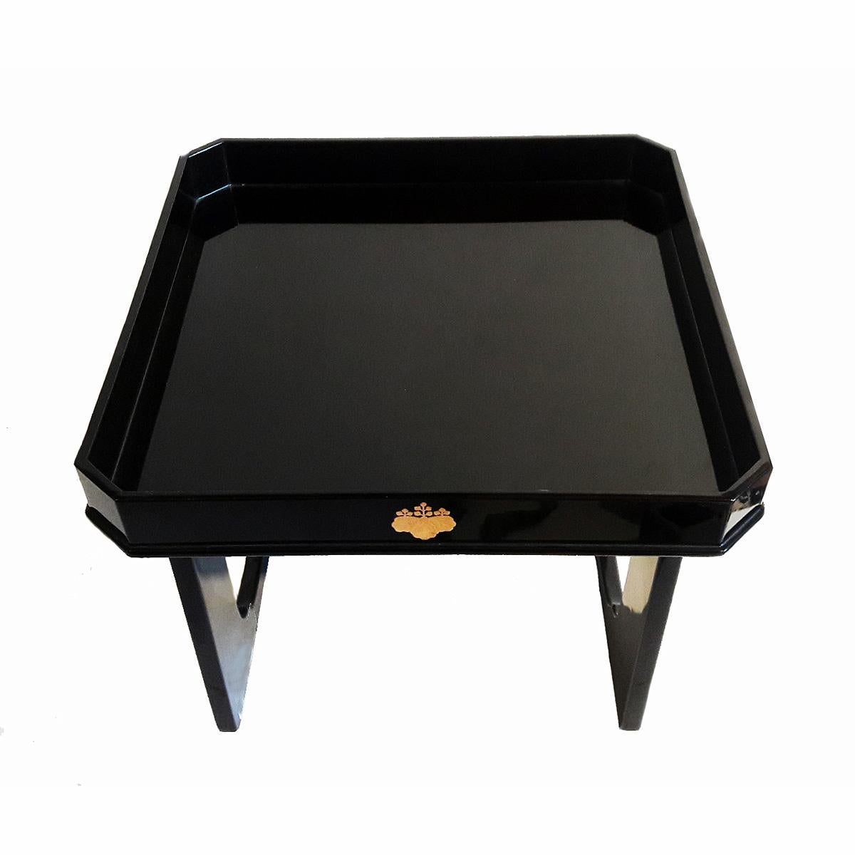 Japanese Lacquered Tray Table, Early Showa Period 4