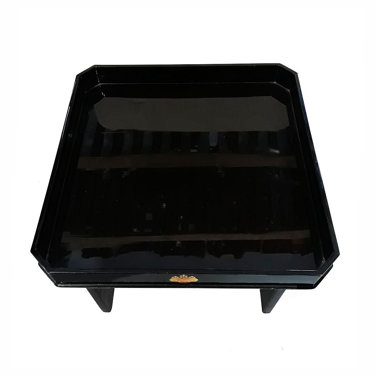 Mid-20th Century Japanese Lacquered Tray Table, Early Showa Period