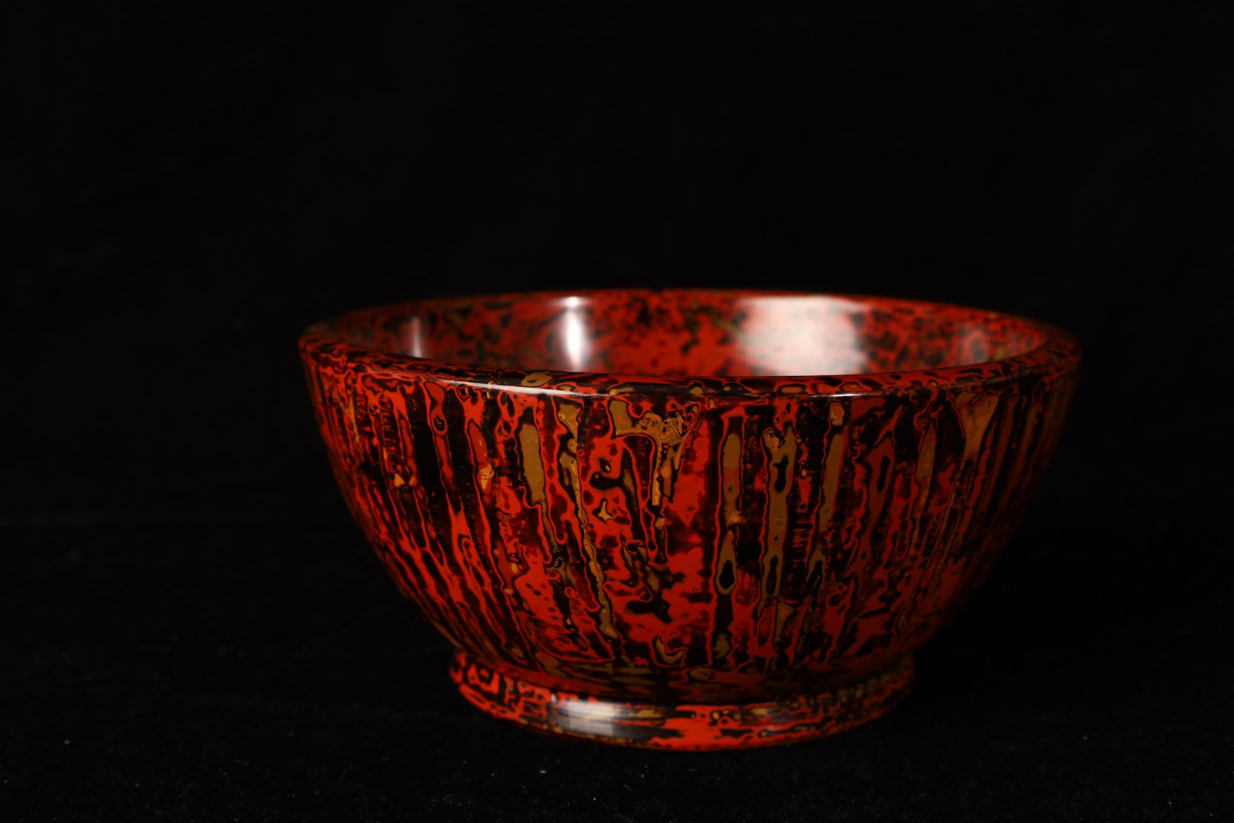 Hand-Carved Japanese Lacquerware Bowl — Aizu Lacquer, Dry Lacquer Technique (Early 20th Cent For Sale