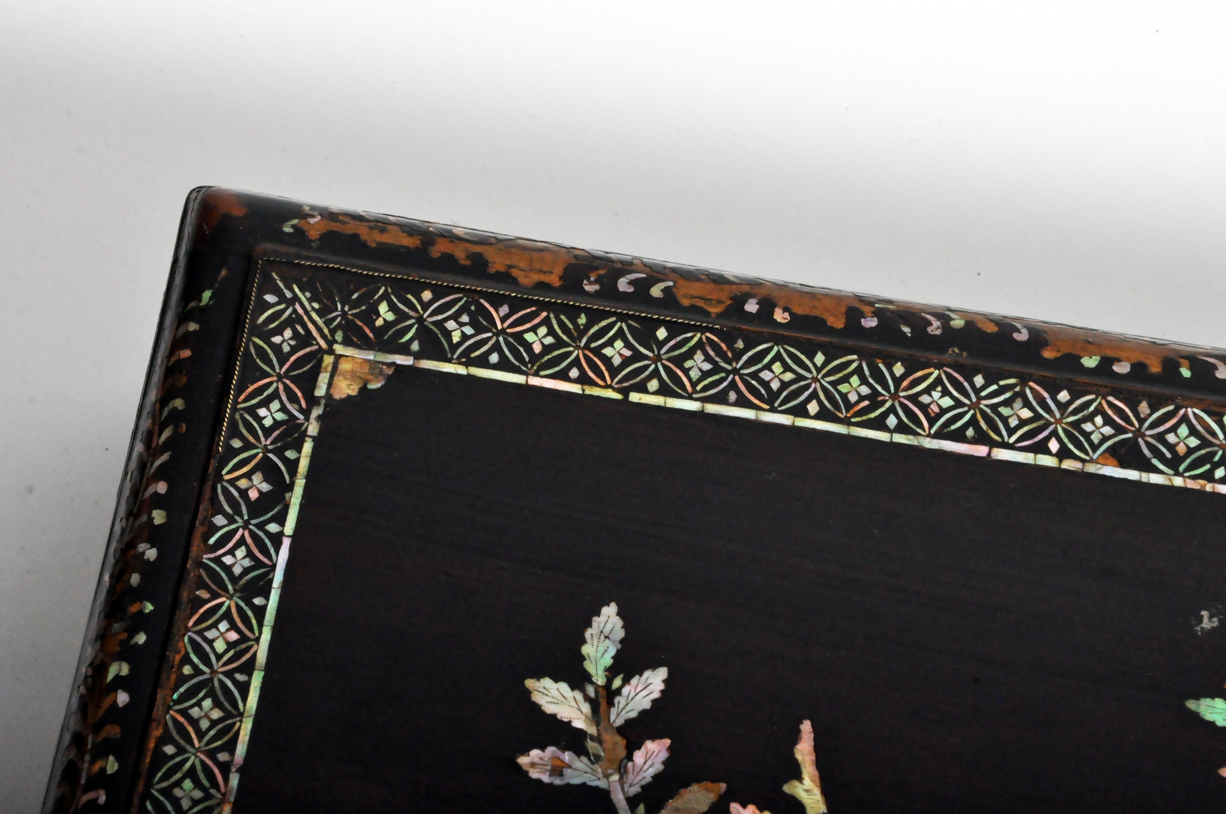 20th Century Japanese Lacquerware Box with Mother of Pearl