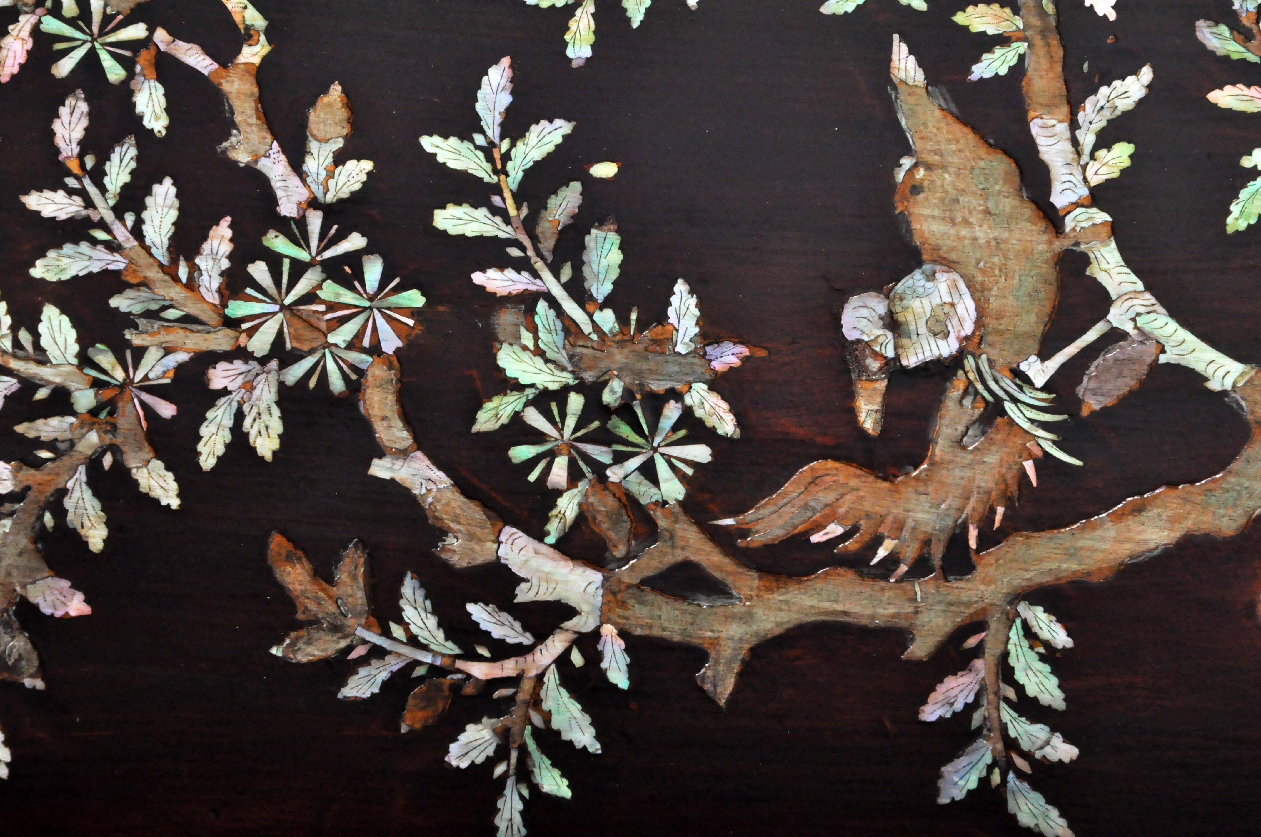 Japanese Lacquerware Box with Mother of Pearl 2