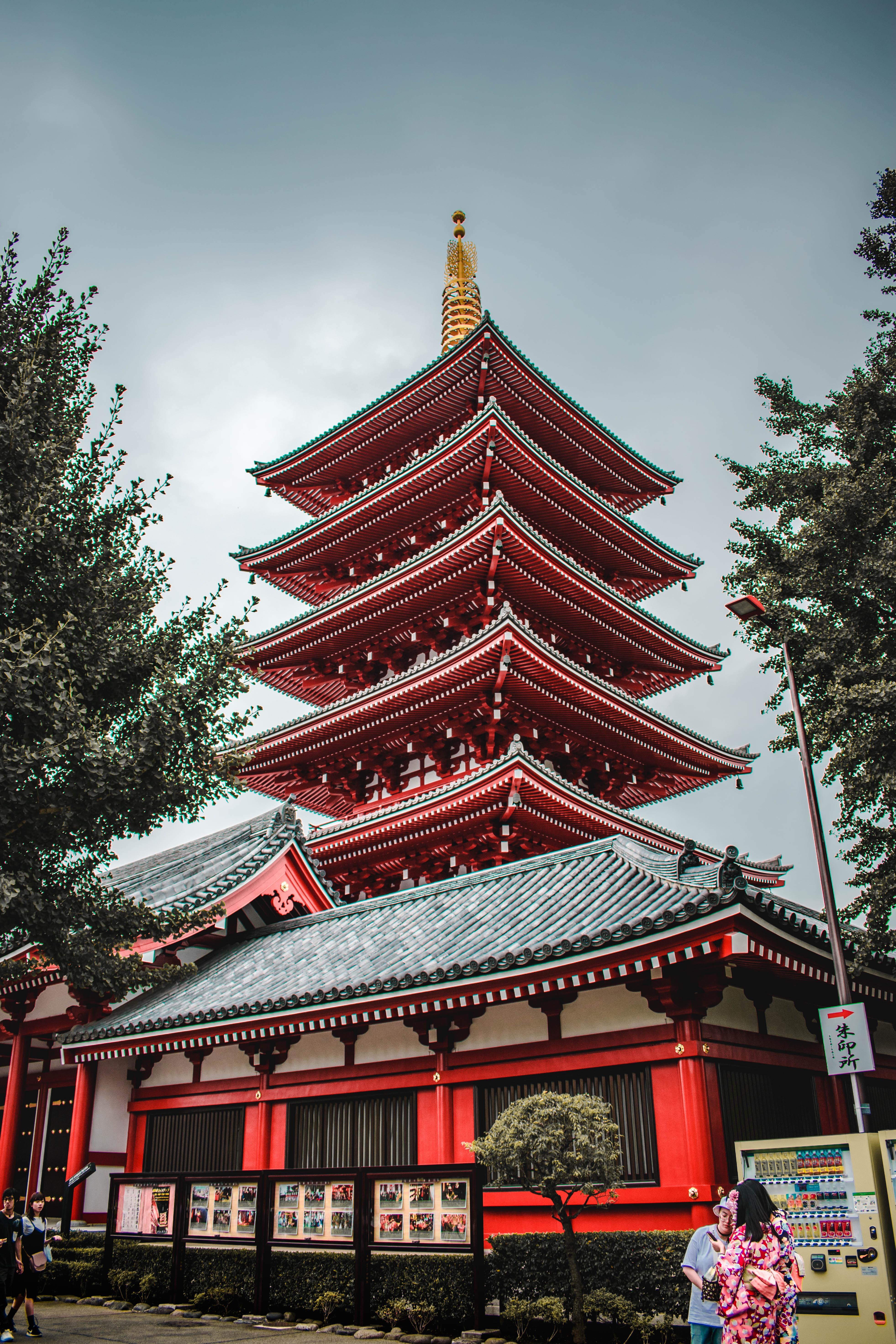 Rare grand temple japonais ancien en bronze 