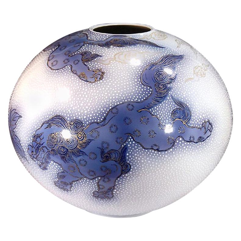 Grand vase japonais en porcelaine bleu blanc par un maître artiste contemporain