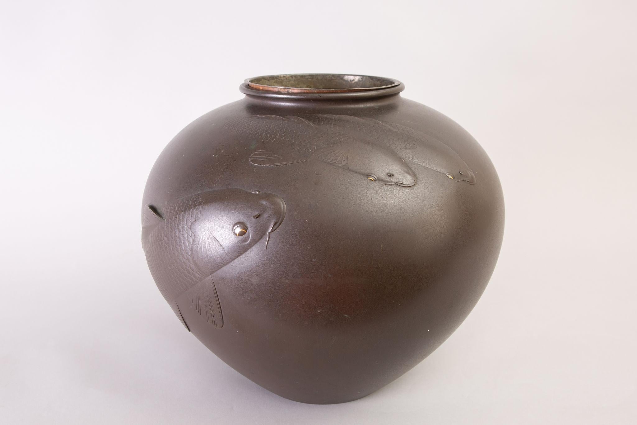 20th Century Japanese Large Bronze Vase with Carp Design For Sale