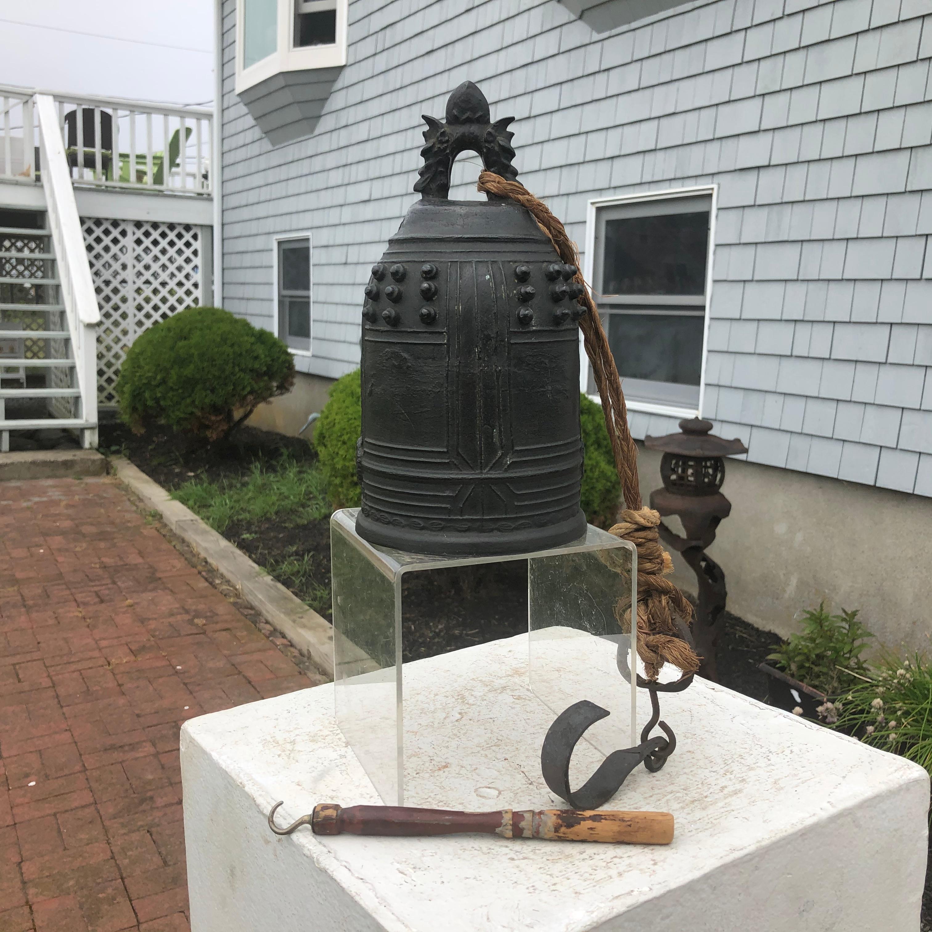 Japanese Large Hand Cast Bronze Garden Bell, Pleasing Ring 6
