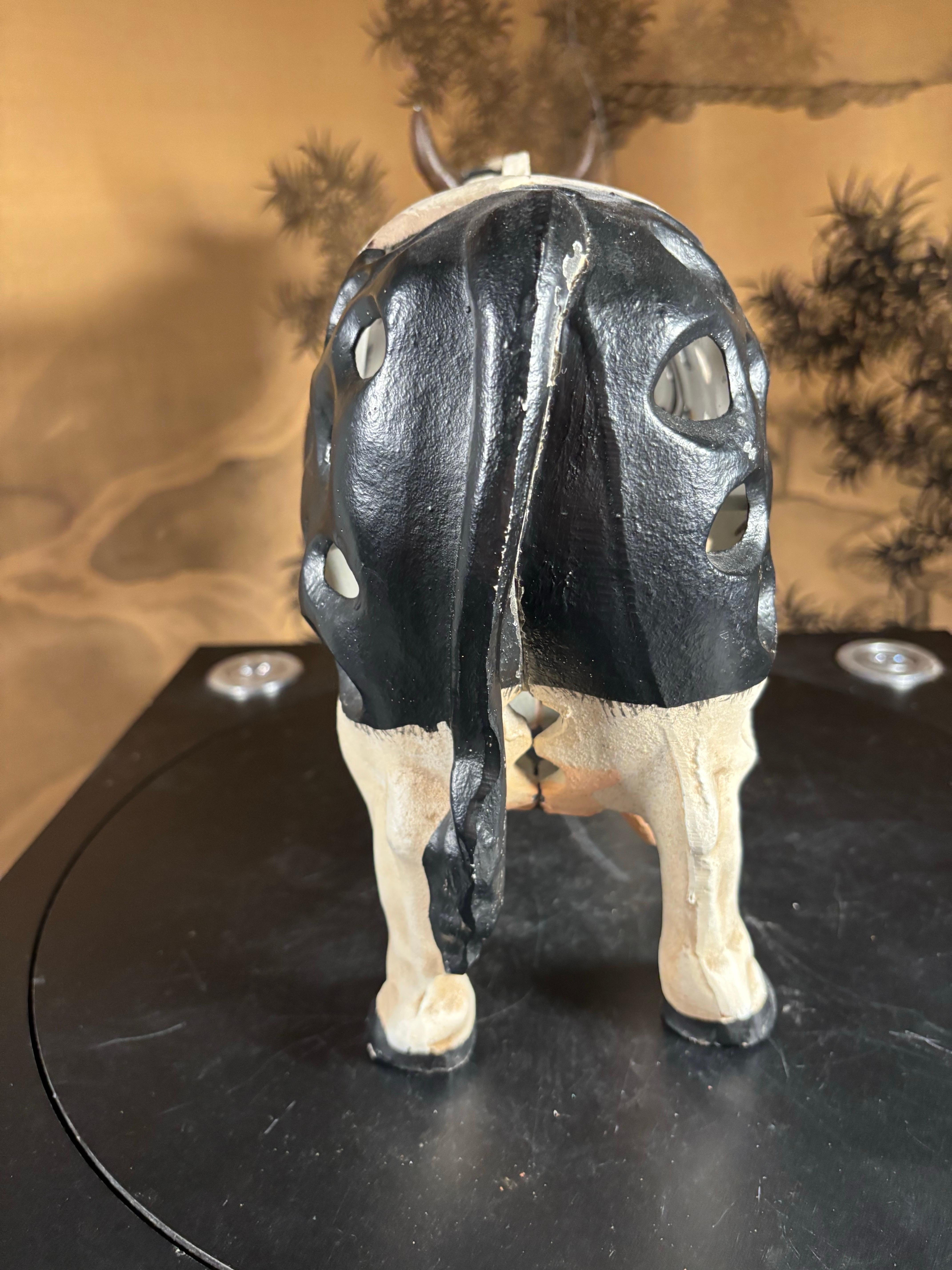 Japonais Grande lanterne de vache Holstein japonaise coulée à la main, rare trouvaille en vente