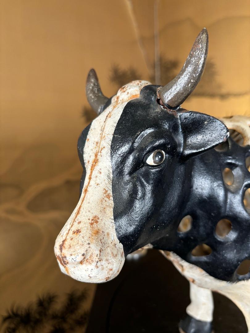 Japanese Large Hand Cast Prize Holstein Cow Lantern, Rare Find In Good Condition For Sale In South Burlington, VT