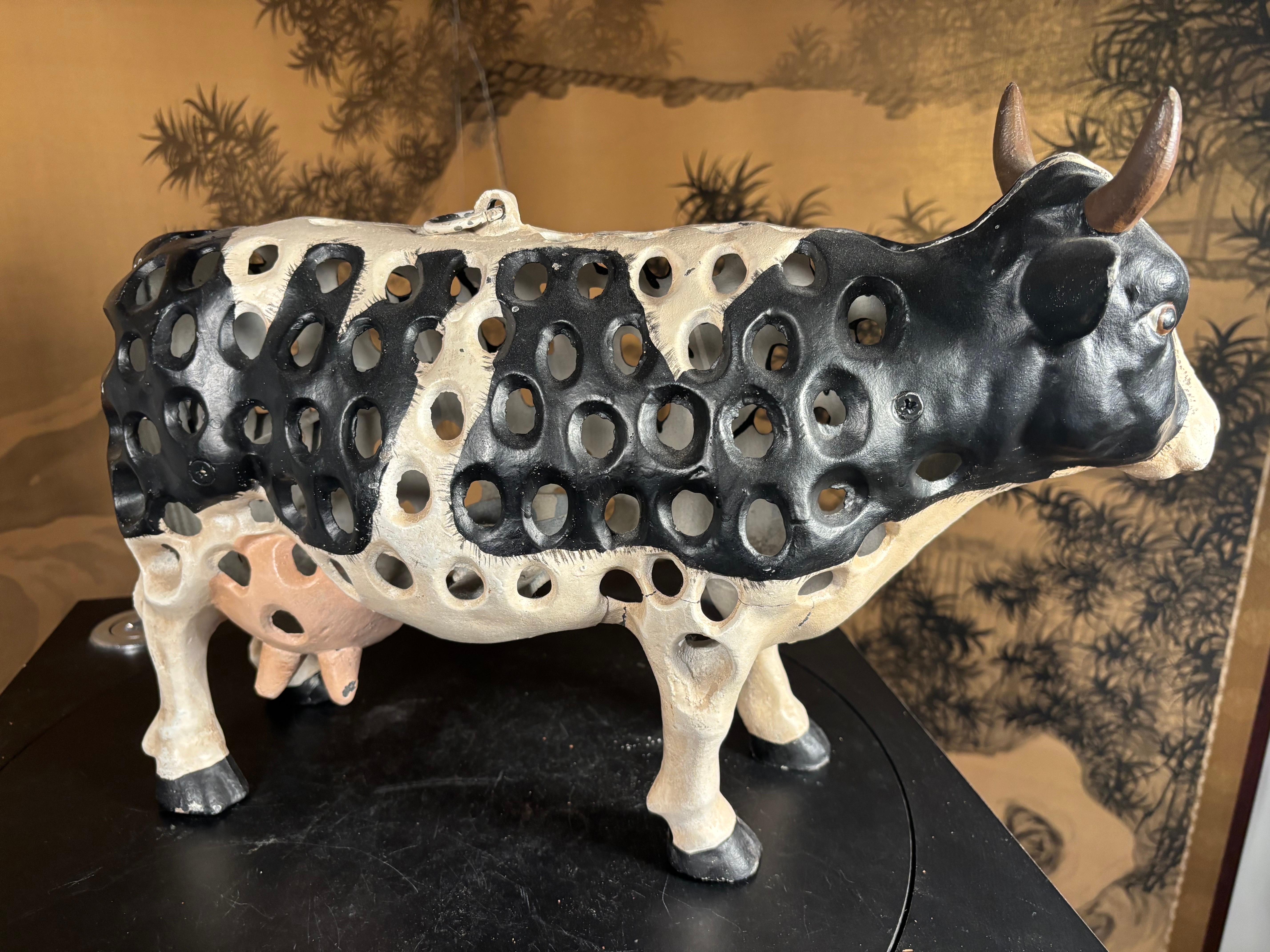 Grande lanterne de vache Holstein japonaise coulée à la main, rare trouvaille en vente 1