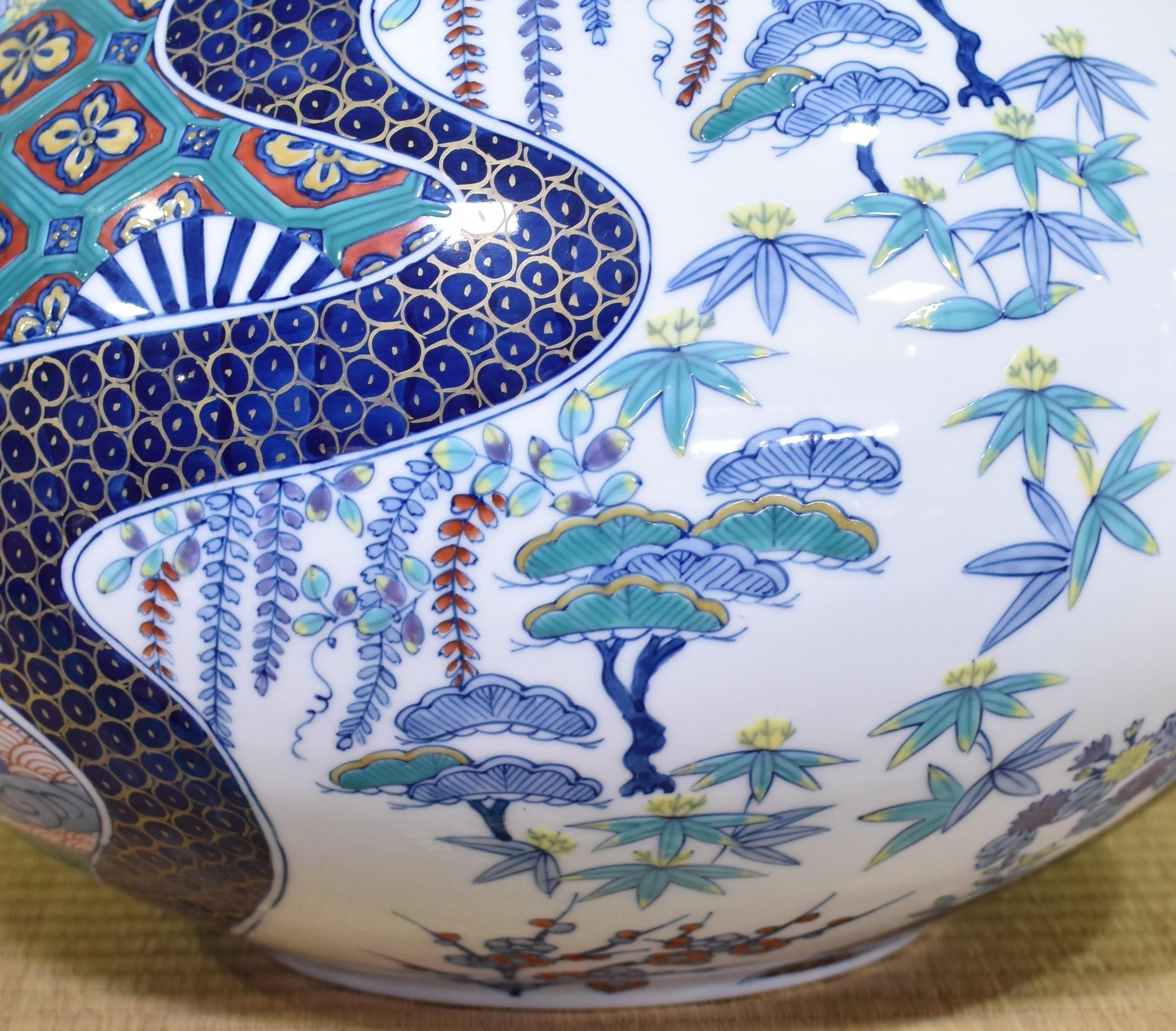Contemporary Japanese Decorative Green Blue Gold Porcelain Vas by Master Artist, 3