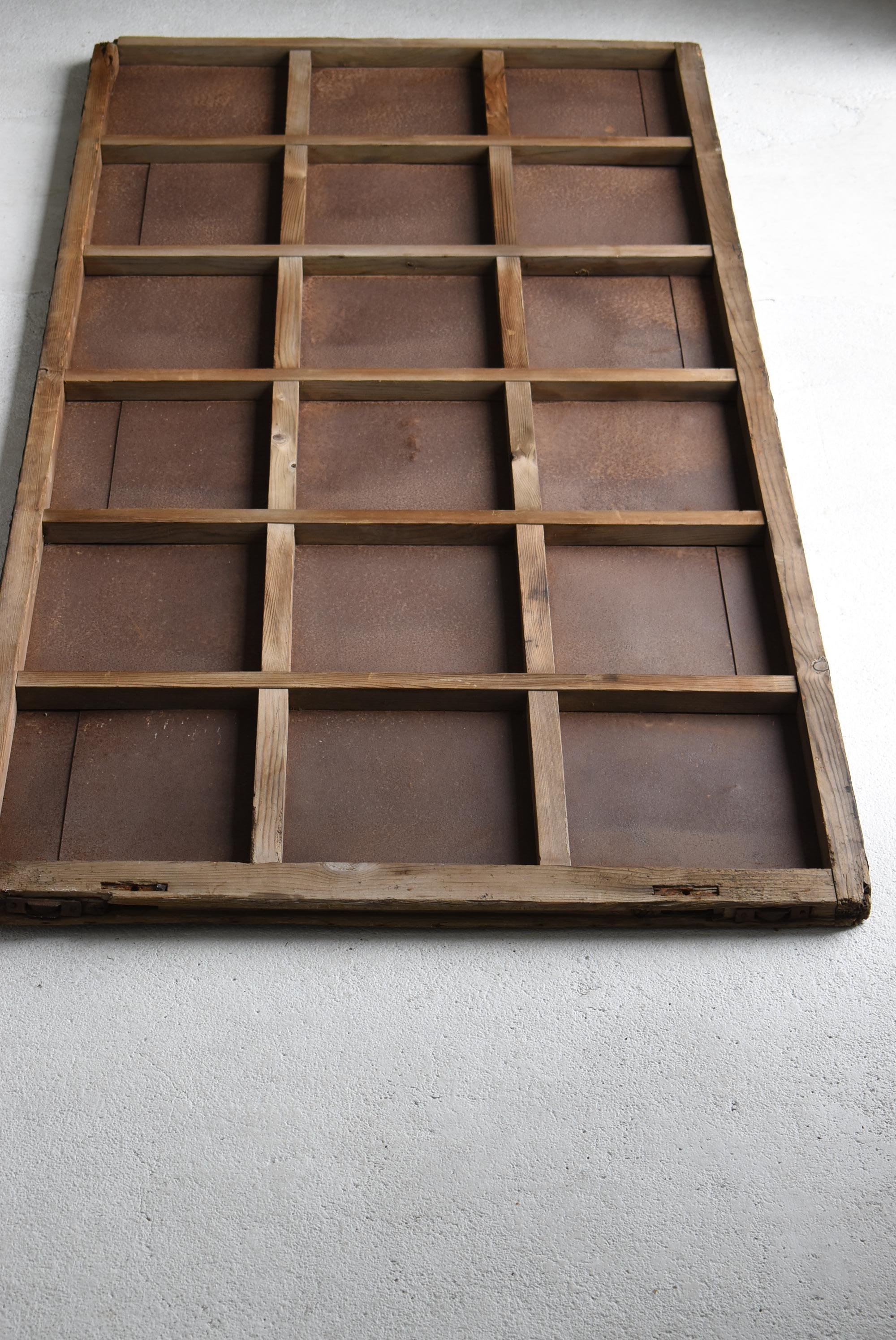 Japanese Large Iron Plate Abstract Art 1900s-1940s / Wall decoration Wabi Sabi For Sale 6