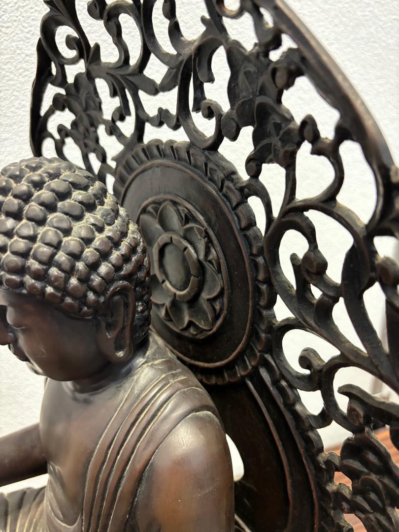 Gran Buda sentado de bronce antiguo japonés , Hallazgo de Kioto Vaciado en venta