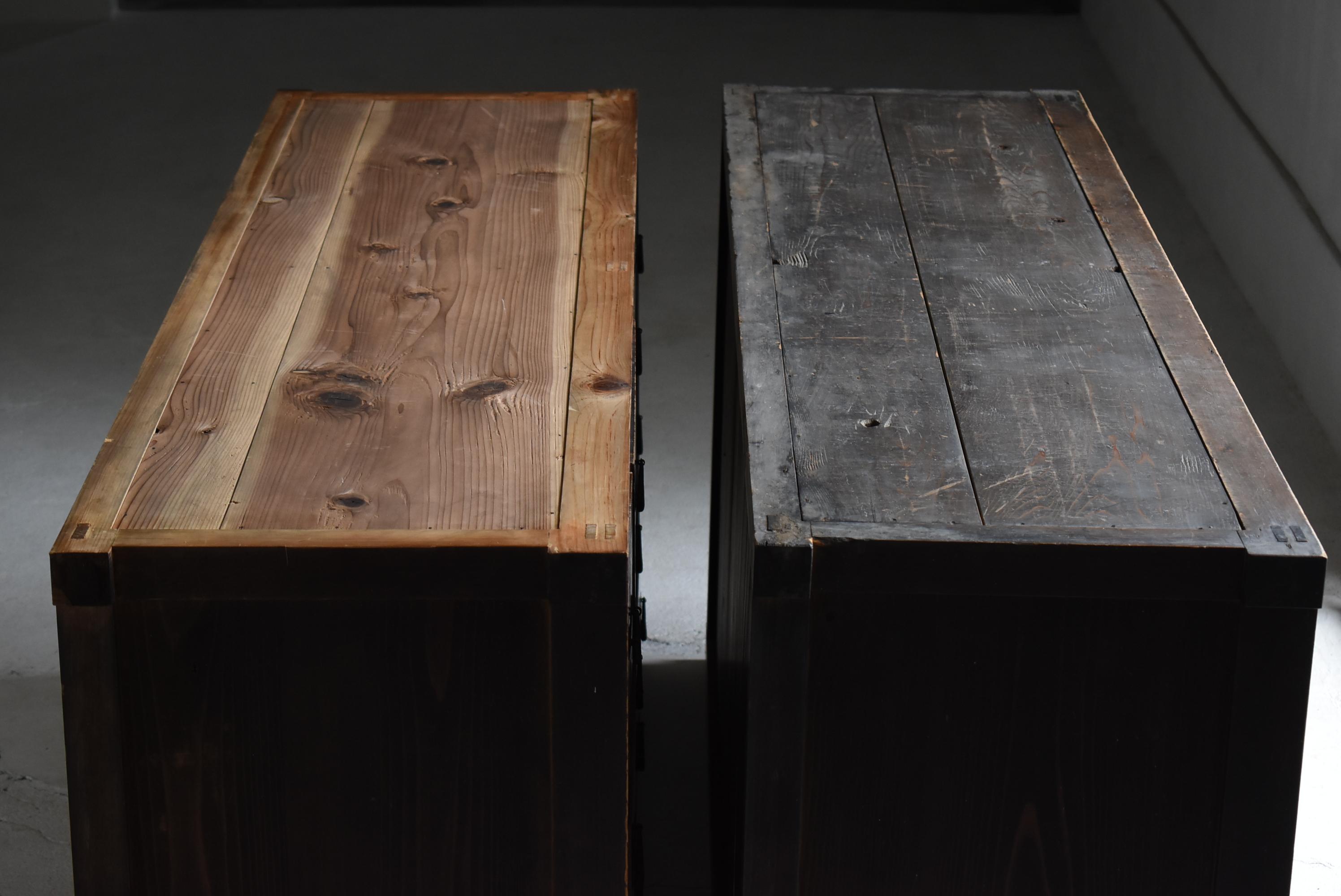 Grand meuble de rangement japonais Tansu 1860s-1920s Wabisabi en vente 7