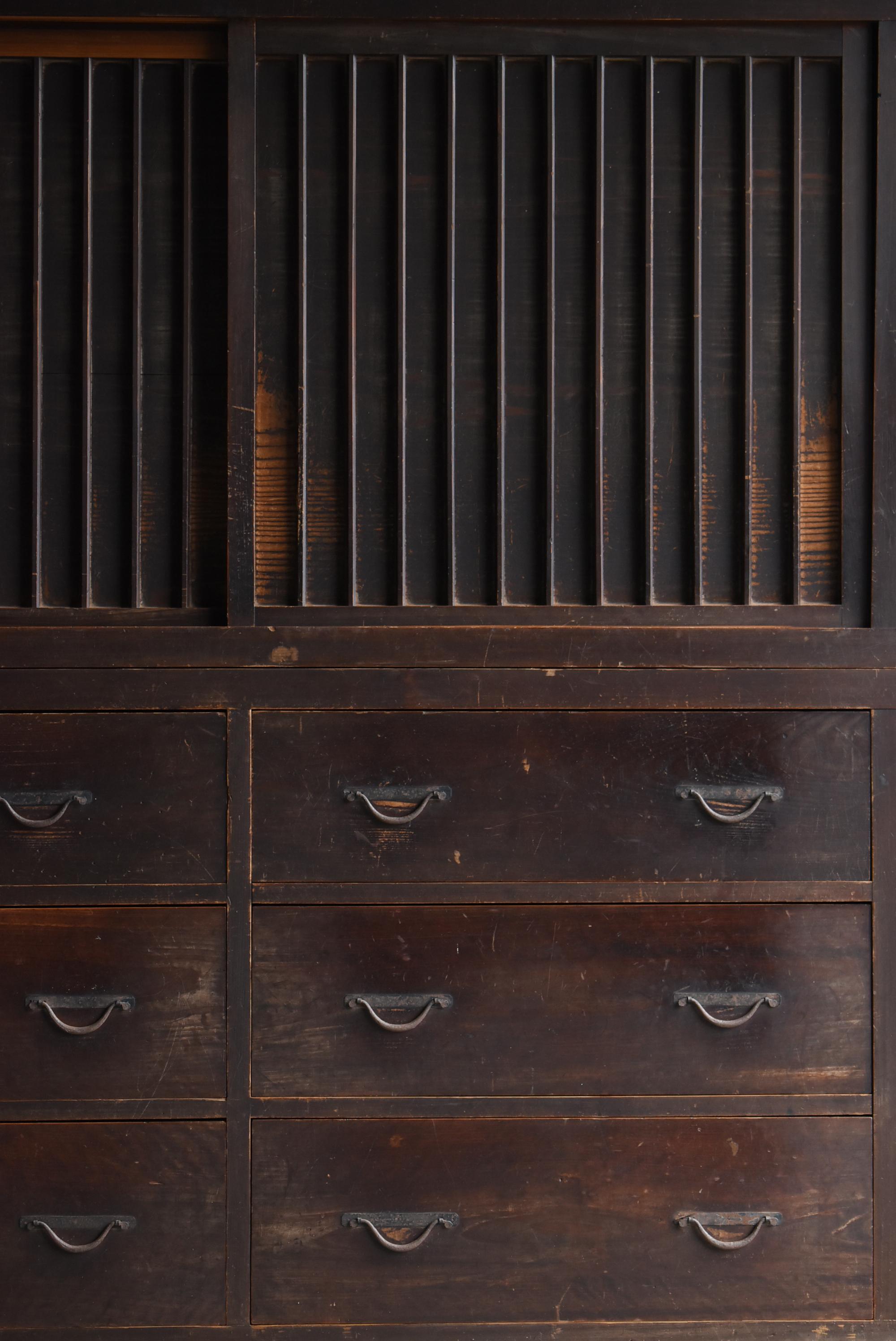 Grand meuble de rangement japonais Tansu 1860s-1920s Wabisabi en vente 9