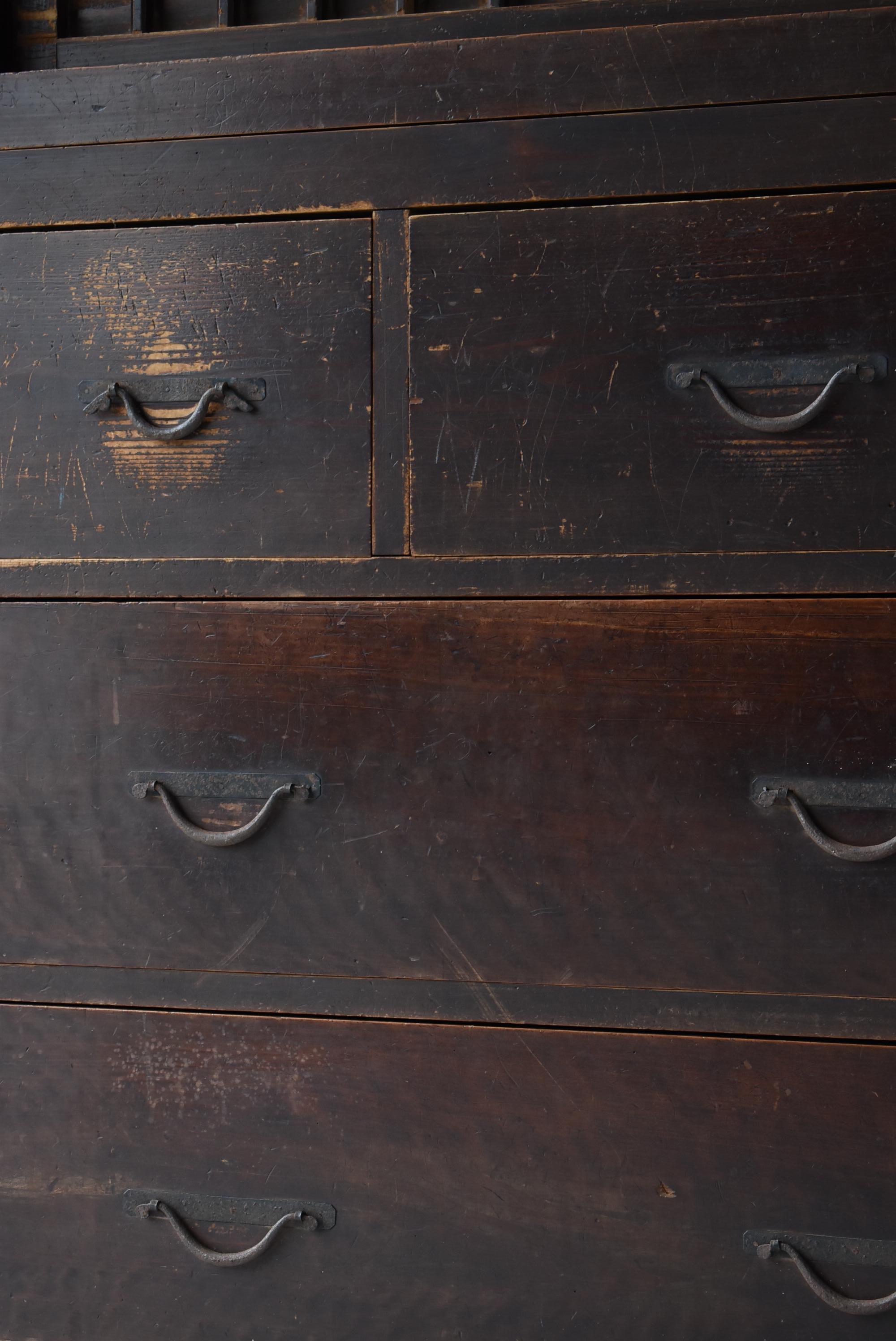 20ième siècle Grand meuble de rangement japonais Tansu 1860s-1920s Wabisabi en vente