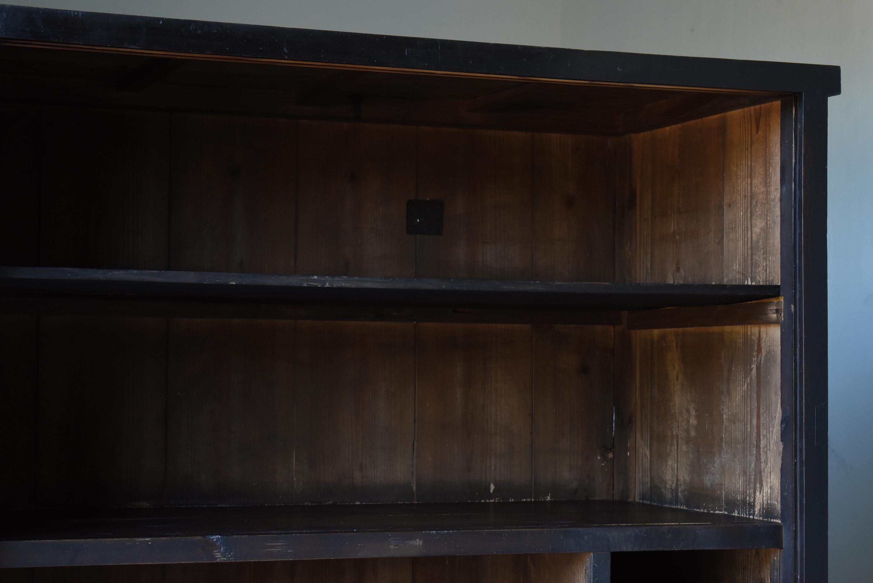 Fin du XIXe siècle Grand Tansu japonais des années 1890 / buffet Wabi Sabi