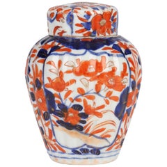 Japanese Late Meiji Imari Porcelain Lidded Tea Caddy