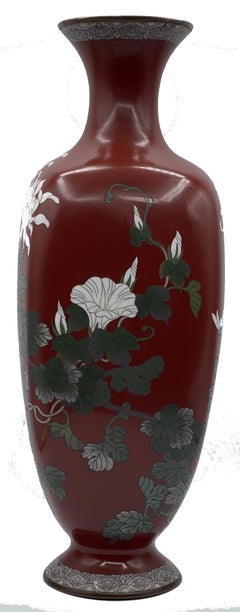 Japanese Late Meiji Period Cloisonné Vase w/ Flower Motiff, Ca. 1900