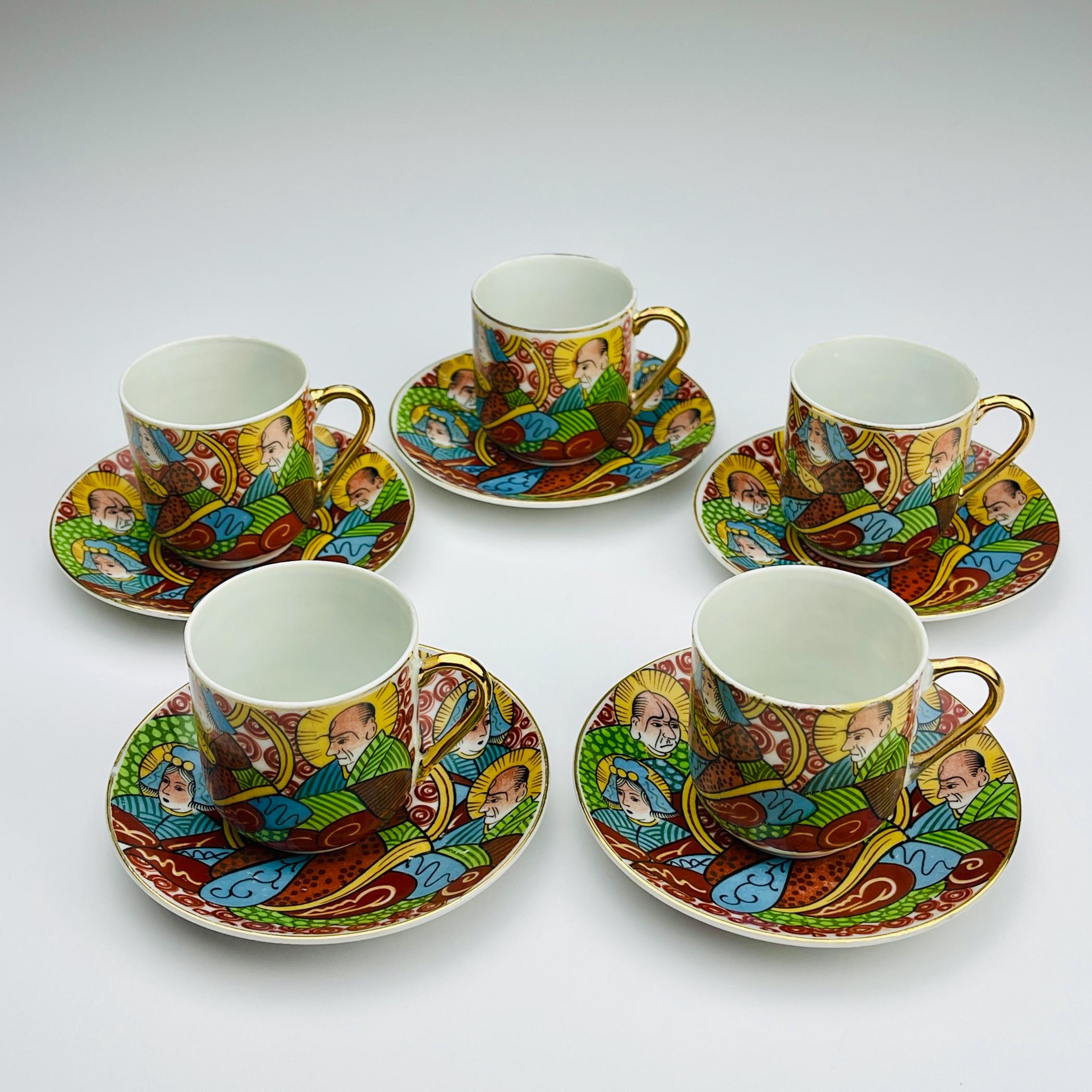 Beautiful coffee set for 5 people.
Marking: under glaze black stamp in the form of a hieroglyph.
Dating: Japan, 1950s.
At the bottom of the cups is a lithophane with a portrait of a geisha. These beautiful lithophane cups were first created in the