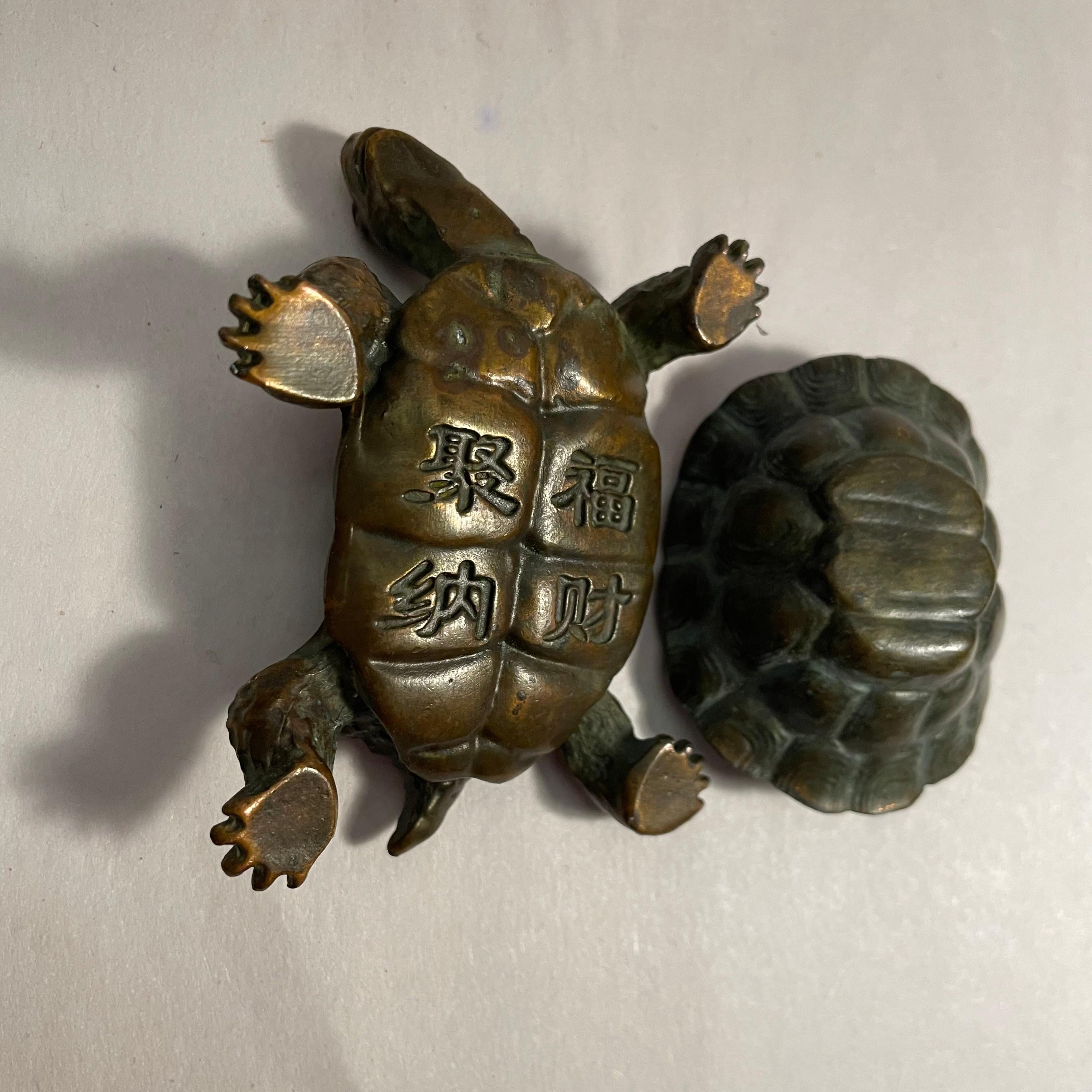 Japanese Little Bronze Turtle Jewerly Box 1980s For Sale 7