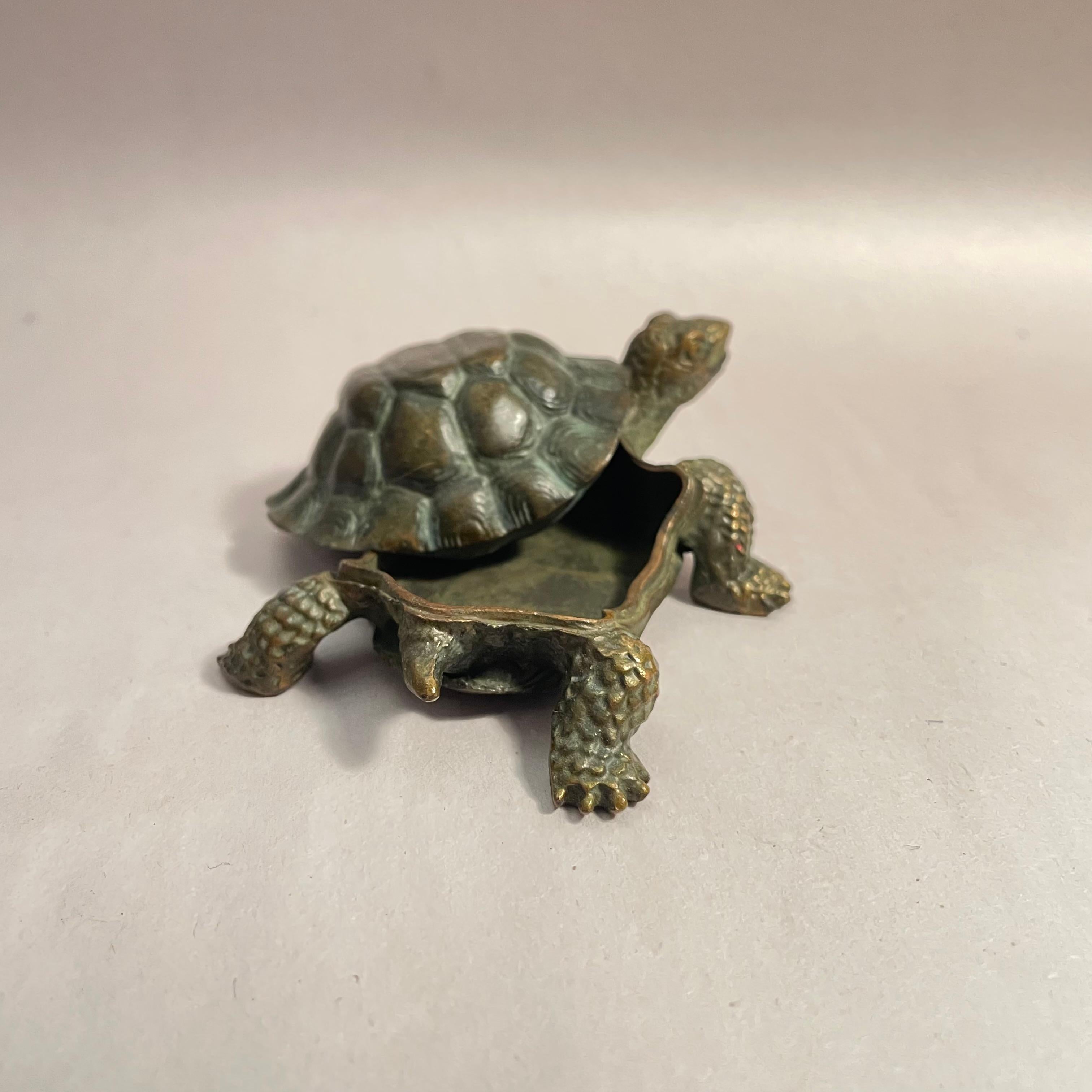 Late 20th Century Japanese Little Bronze Turtle Jewerly Box 1980s For Sale