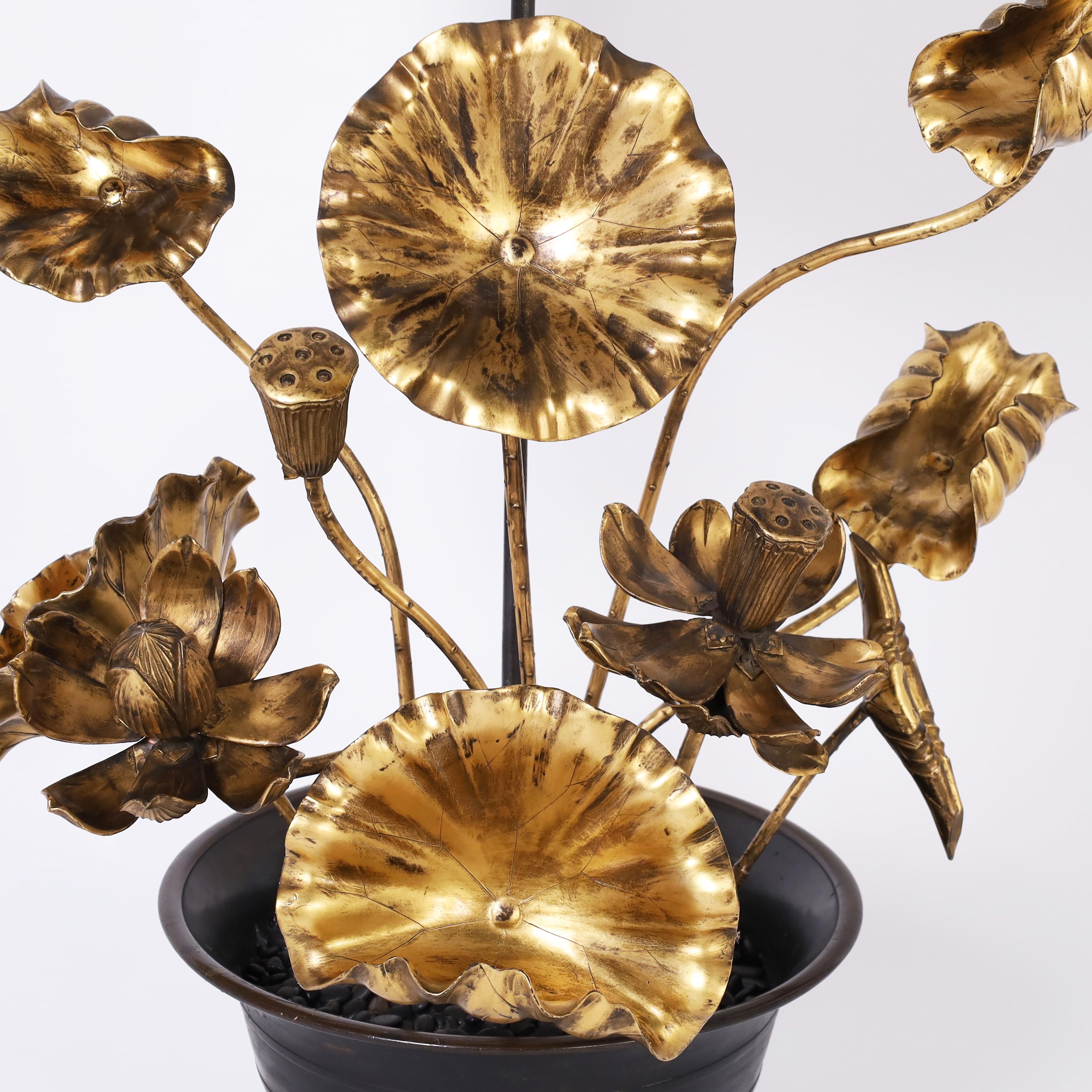 20th Century Japanese Lotus Flower Table Lamp For Sale