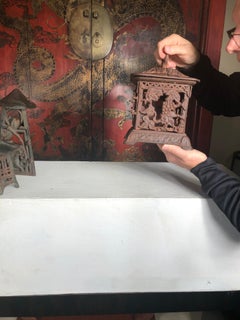 Japanese Lovely Old Grapes Garden Lantern