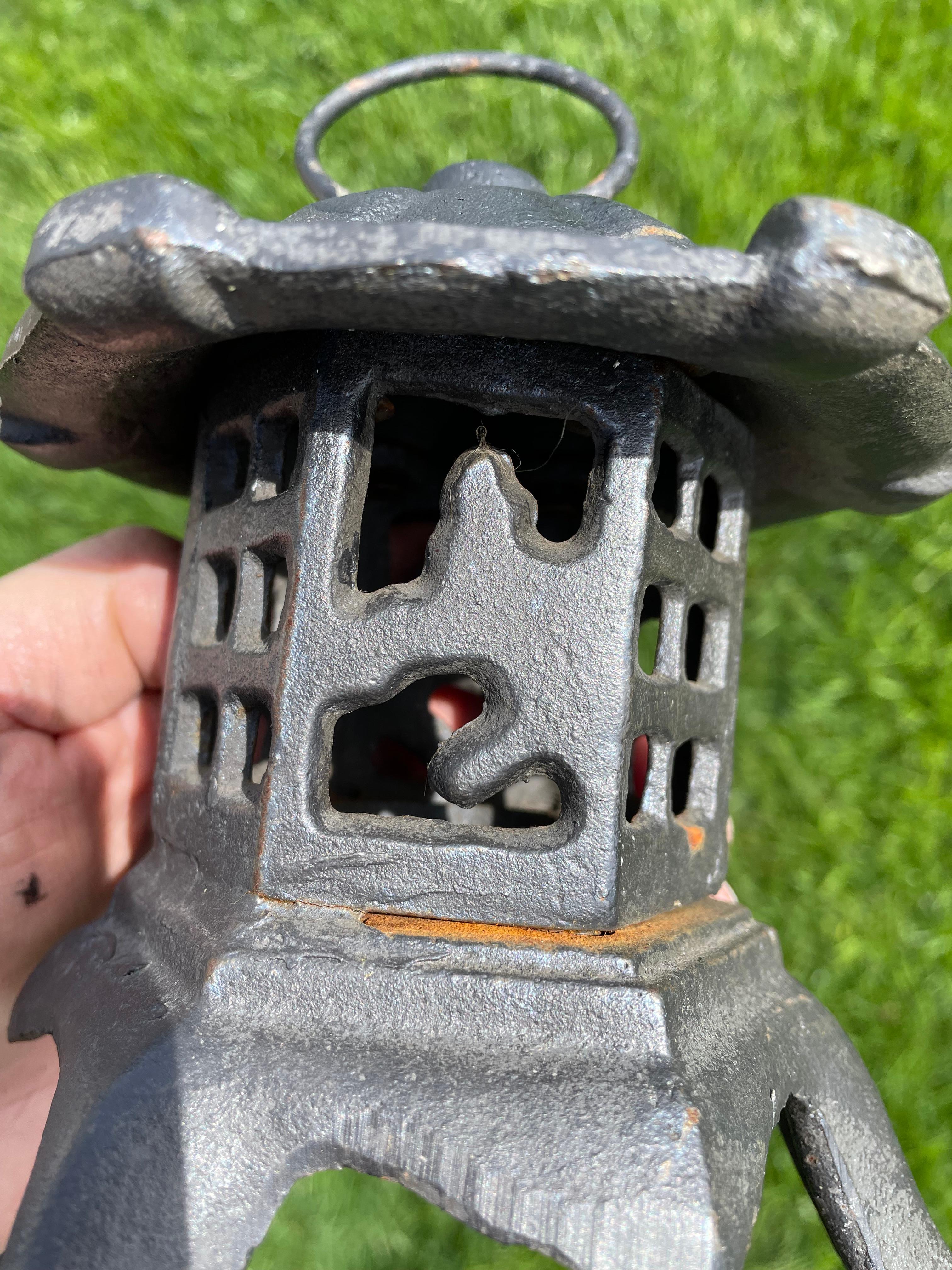 Japanese Lovely Old Petite Yukimi Garden Lantern For Sale 3