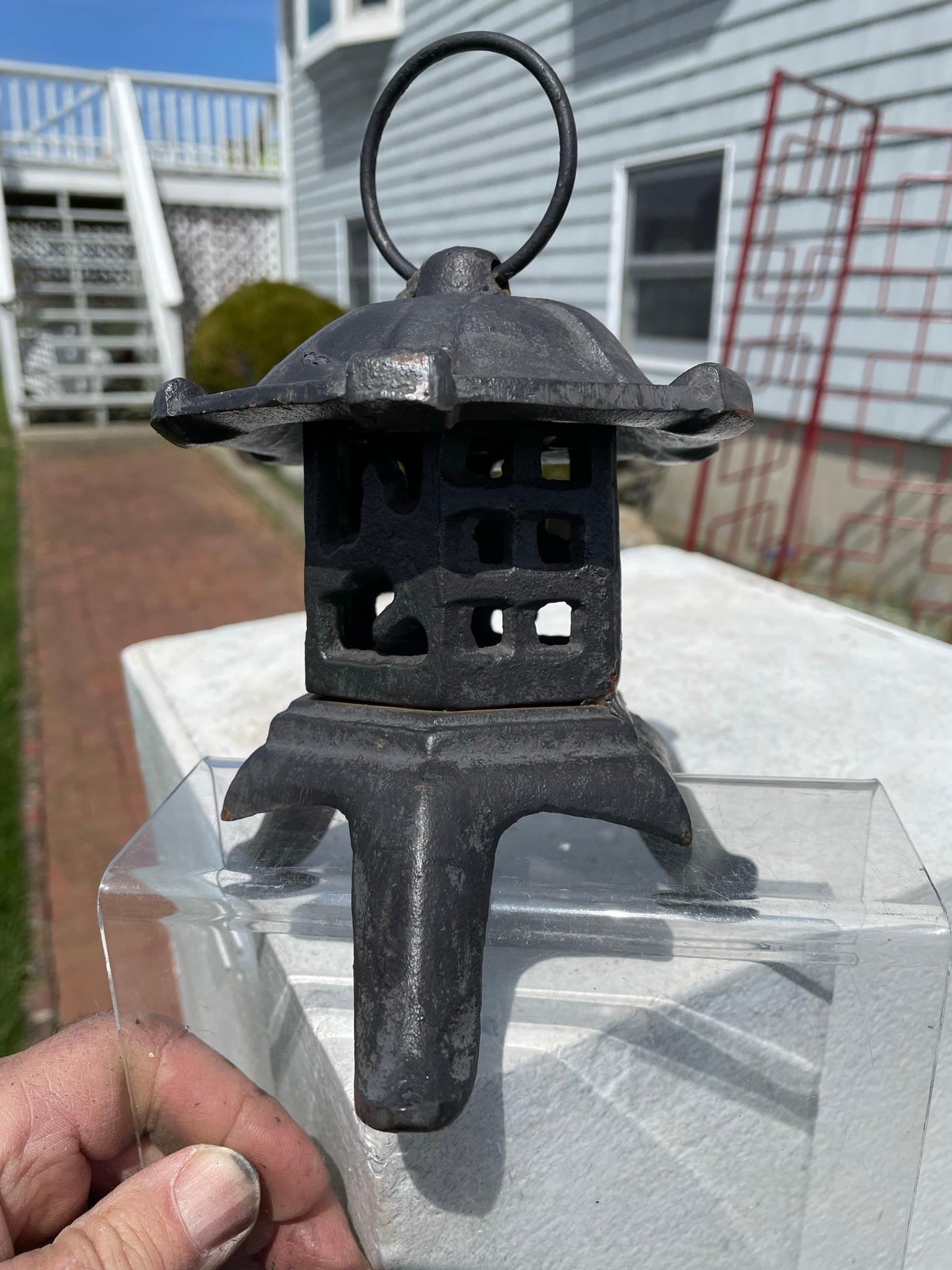 Japanese Lovely Old Petite Yukimi Garden Lantern For Sale 6