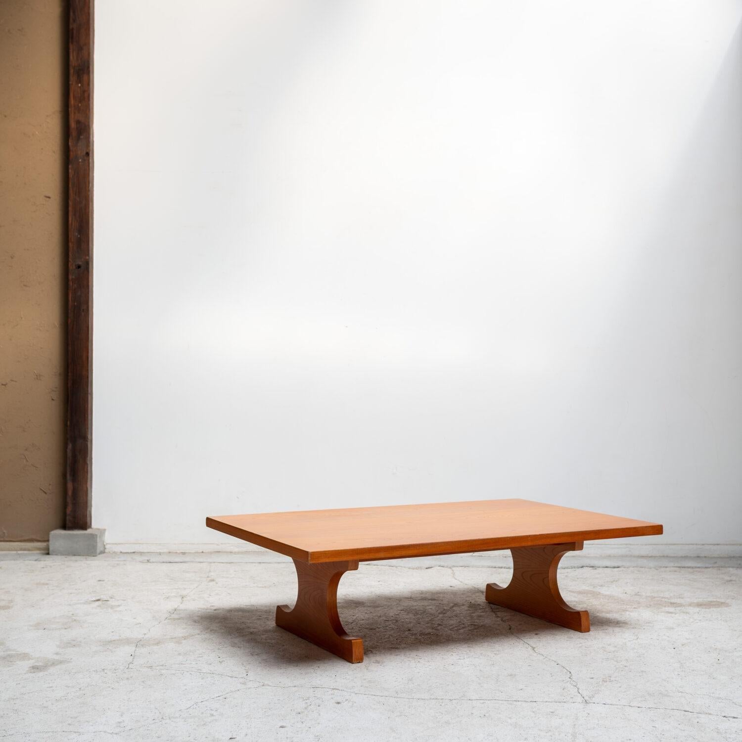 Mesa baja japonesa de Isamu Kenmochi en Bueno estado para la venta en Tokyo, Tokyo