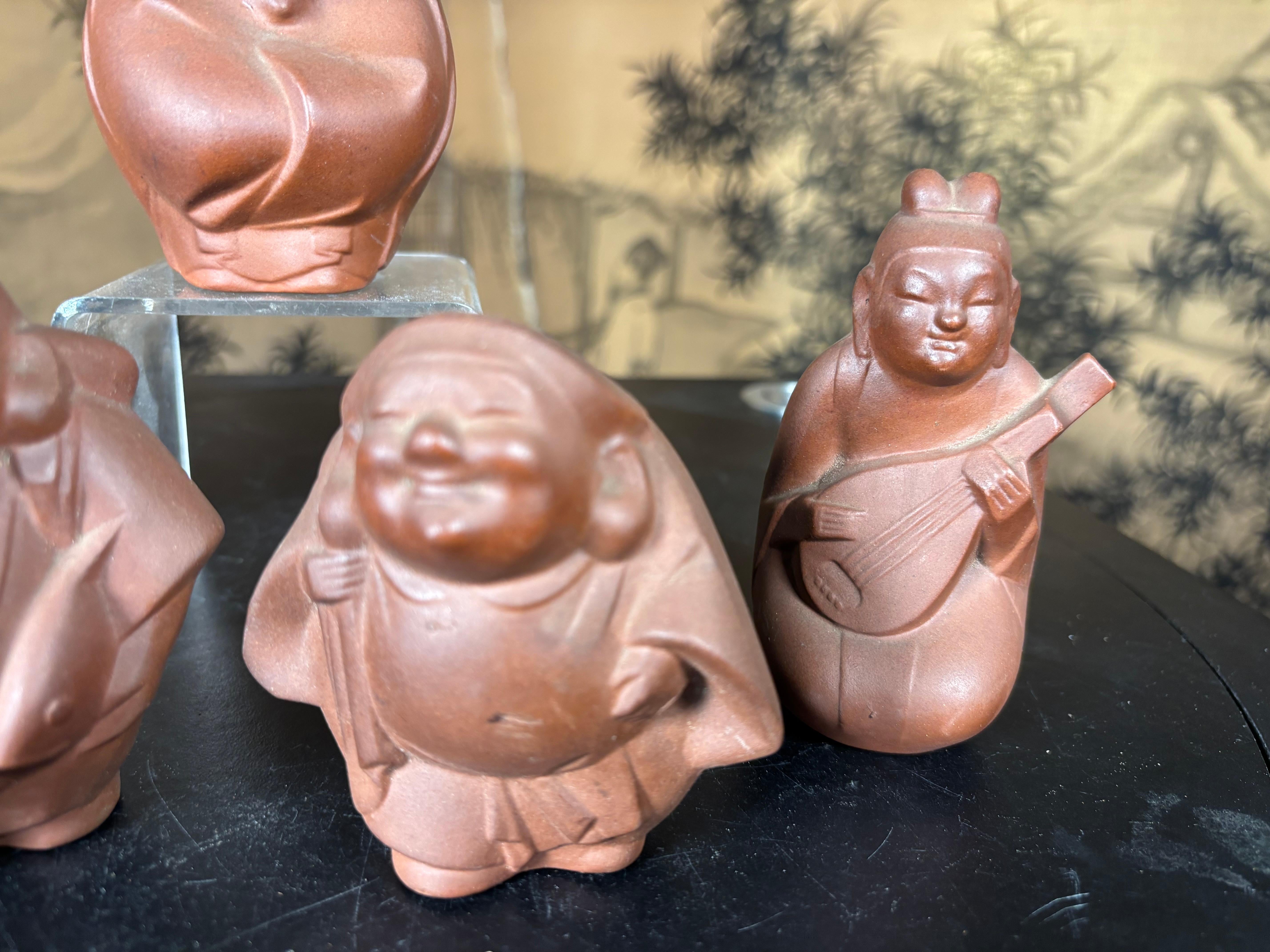 Giapponese  Set di cinque sculture Lucky Gods, Sotaro Saegura,  Zecca difficile da trovare In condizioni buone in vendita a South Burlington, VT
