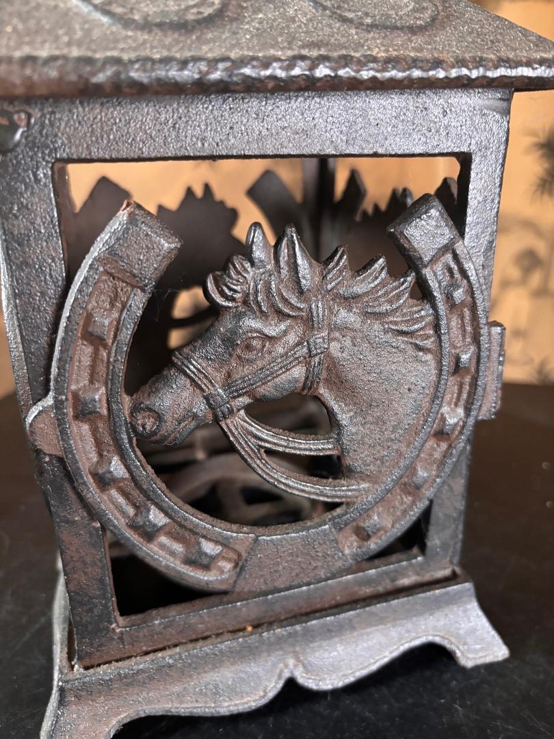 Farol Japonés de Iluminación Herradura de la Suerte Hecho a mano en venta