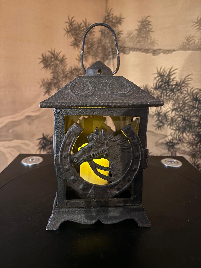 Farol Japonés de Iluminación Herradura de la Suerte Hierro en venta
