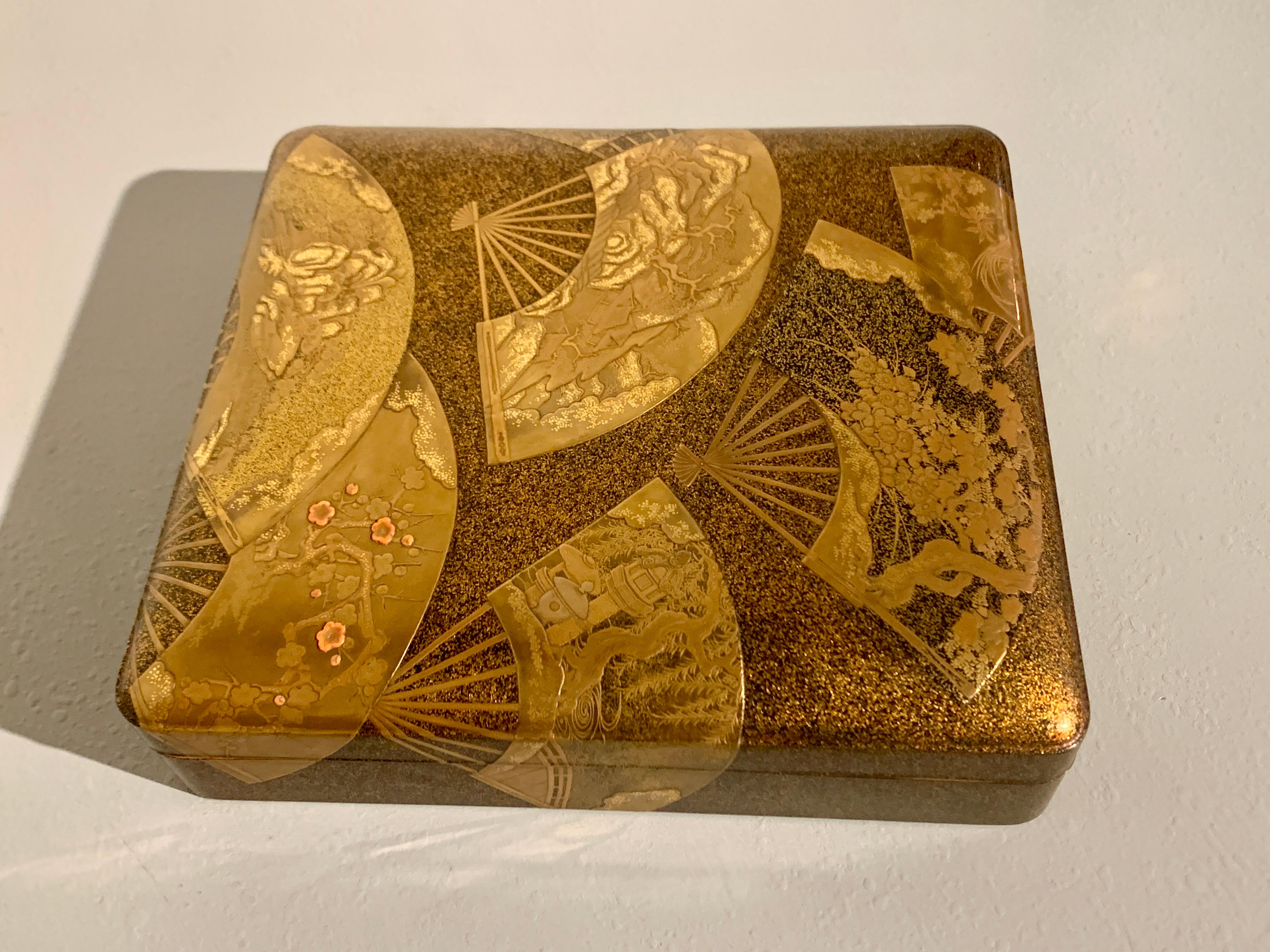 Hand-Crafted Japanese Maki-e Lacquer Document Box, Edo Period, early 19th Century, Japan For Sale