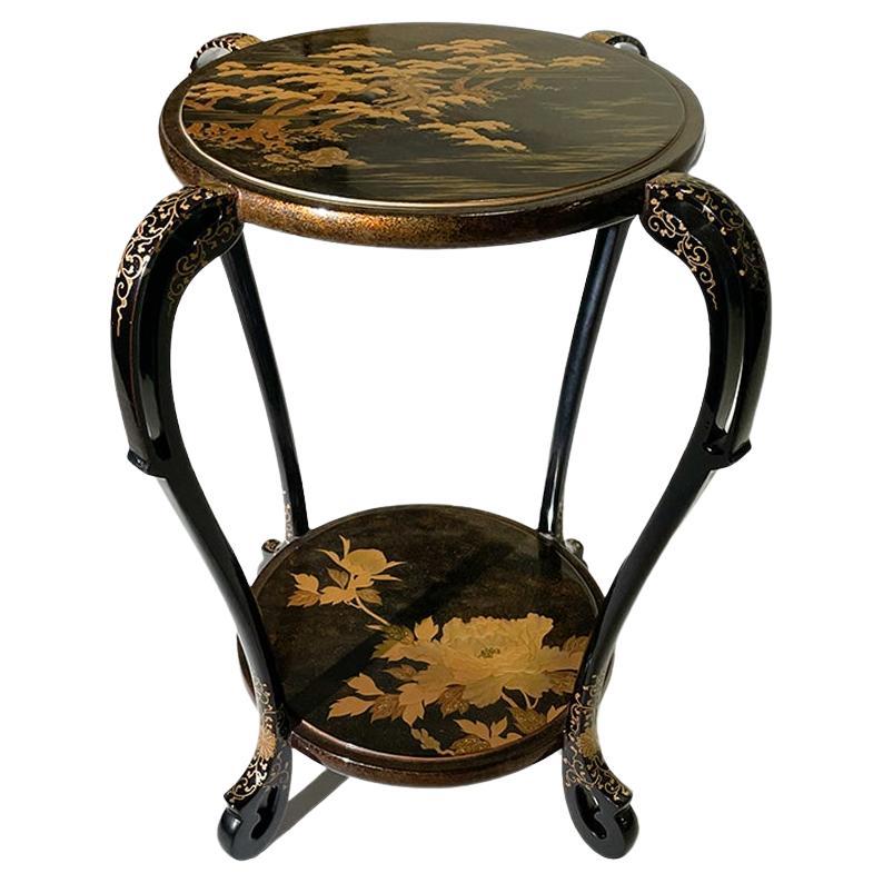 Japanese Maki-E Lacquer Stand with Pine-Tree and Fenix Design, Meiji Period For Sale