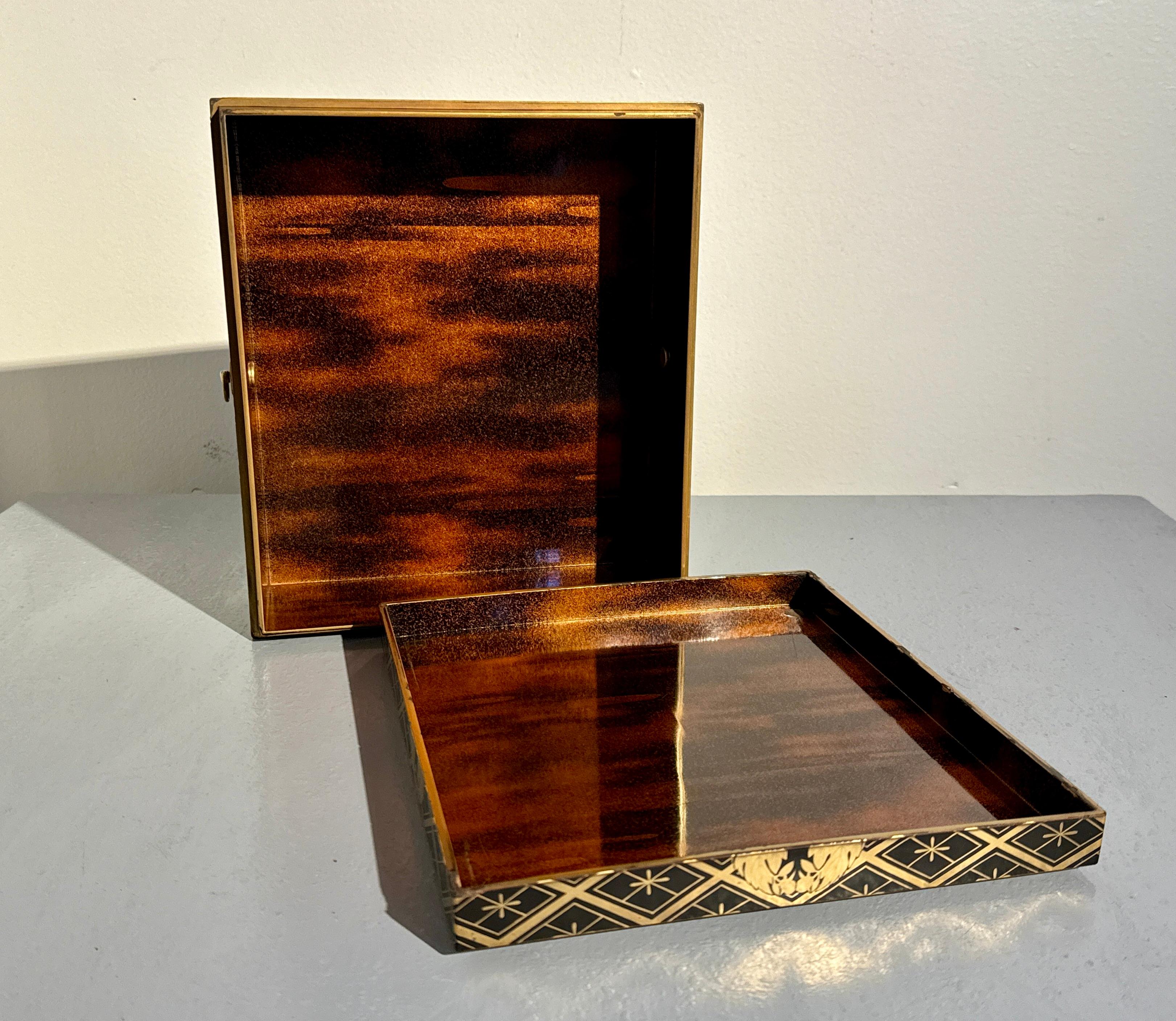 Japanese Maki-e Lacquer Sutra Box with Peony Mon, Meiji Period, c 1900, Japan For Sale 1