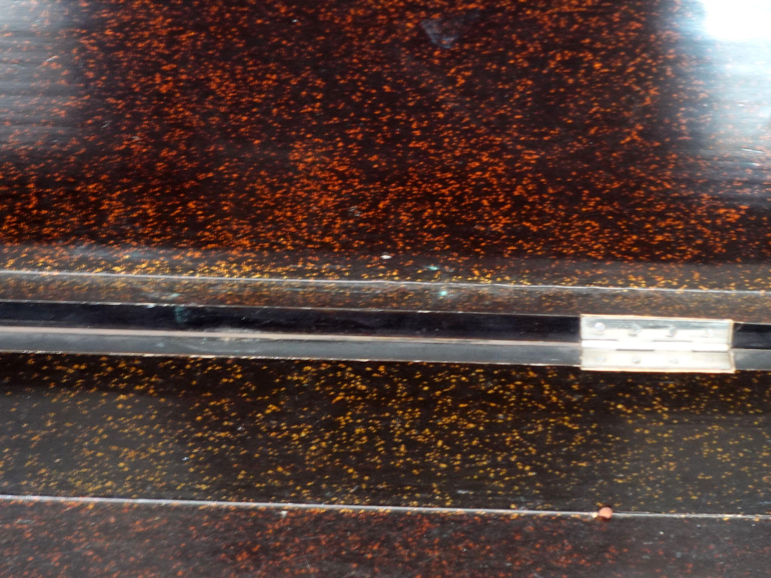 Japanese Maki-e Lacquered Box, Ric.049 In Good Condition For Sale In Norton, MA