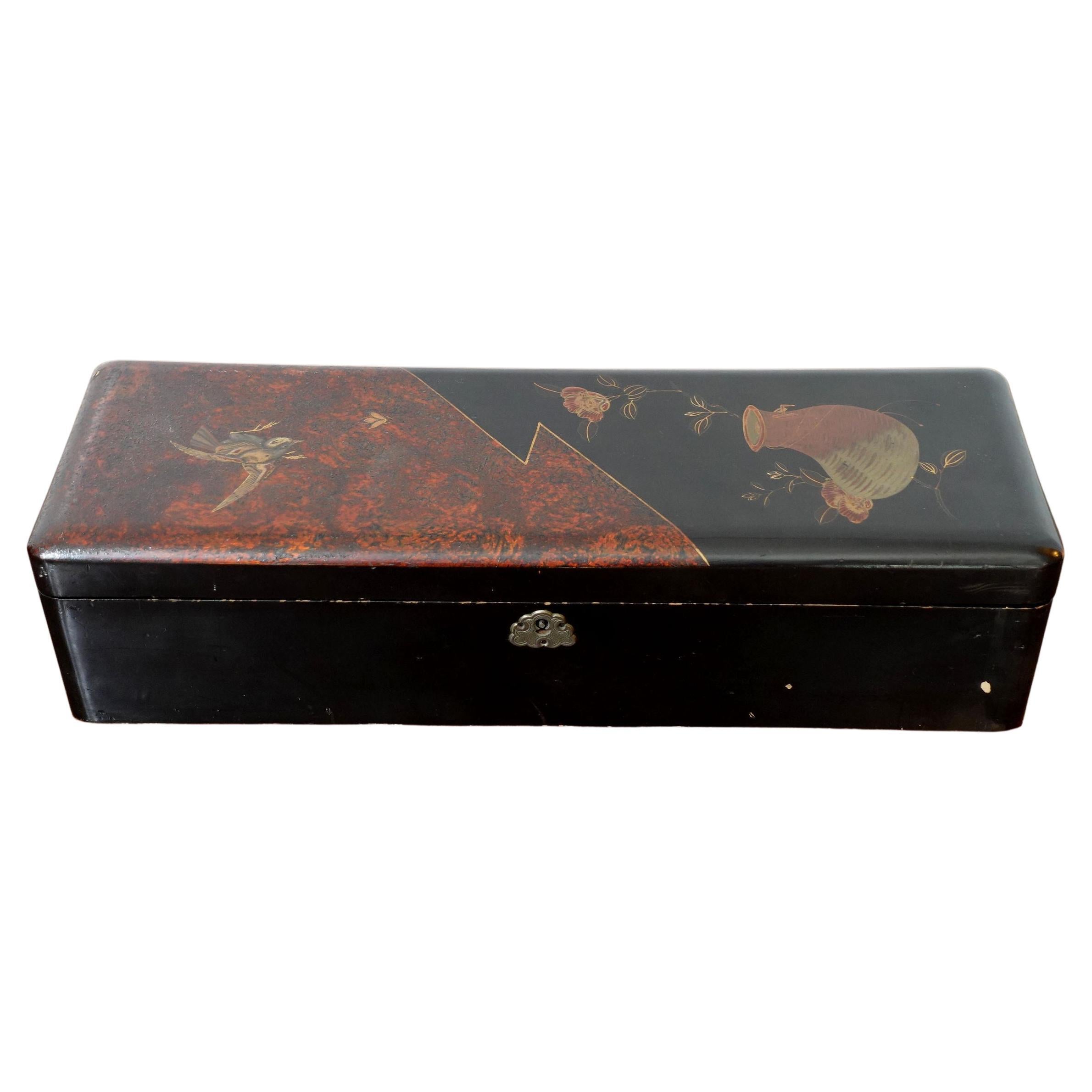 Japanese Maki-e Lacquered Box, Ric.049 For Sale