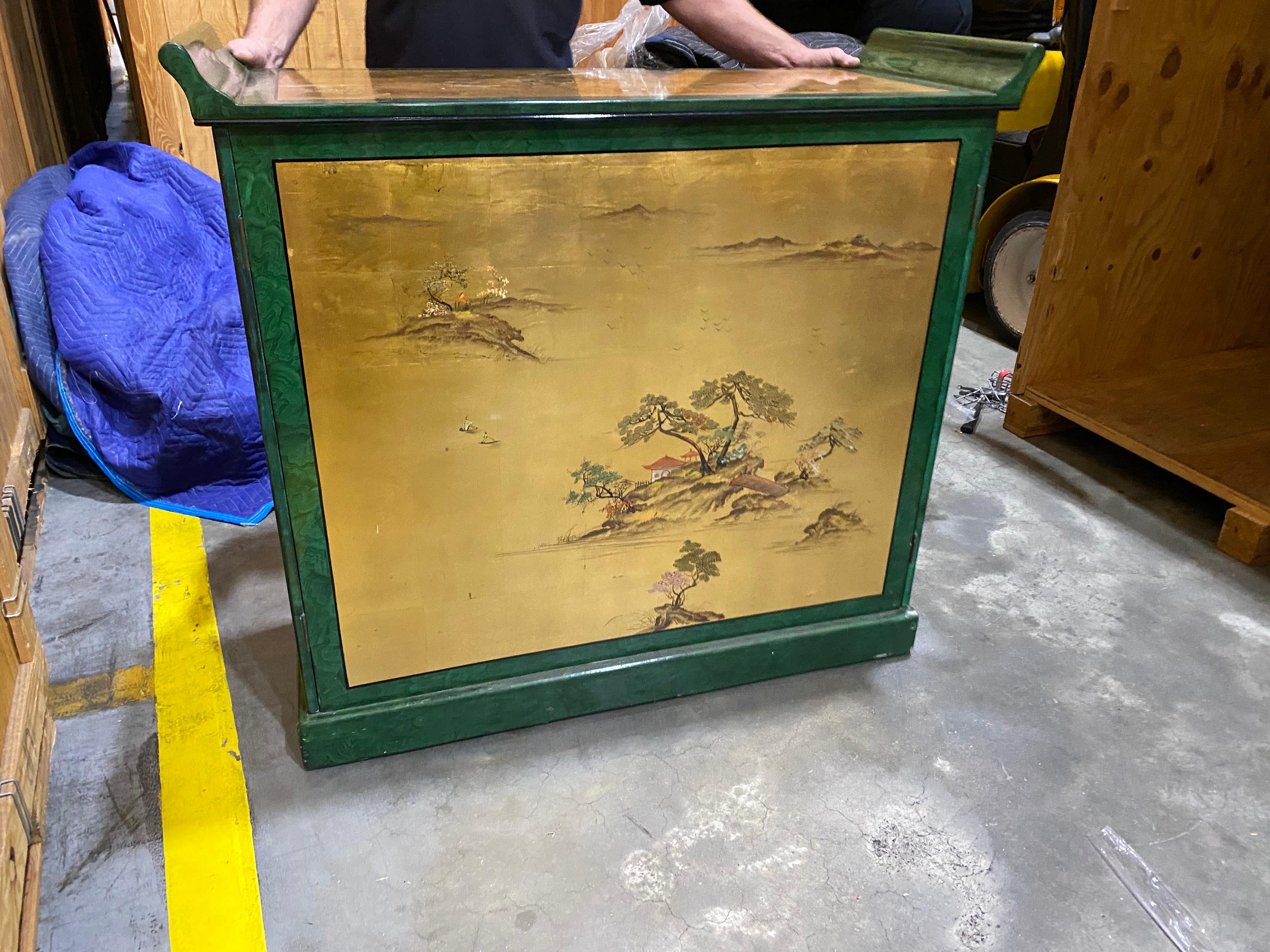 Japanese Malachite Green & Gilded Chinoiserie Faux Painted Bar Cabinet For Sale 8