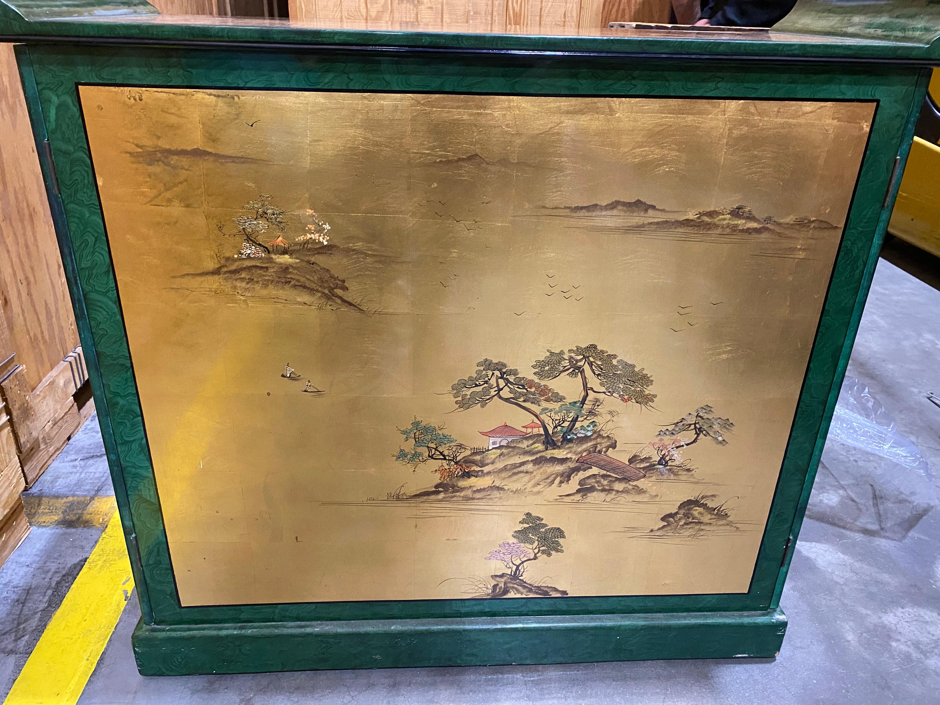Japanese Malachite Green & Gilded Chinoiserie Faux Painted Bar Cabinet For Sale 9