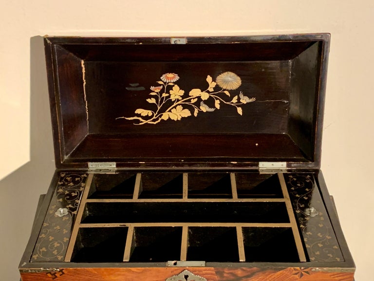 Wood Japanese Marquetry and Lacquer Jewelry Chest, Meiji Period, circa 1900, Japan For Sale