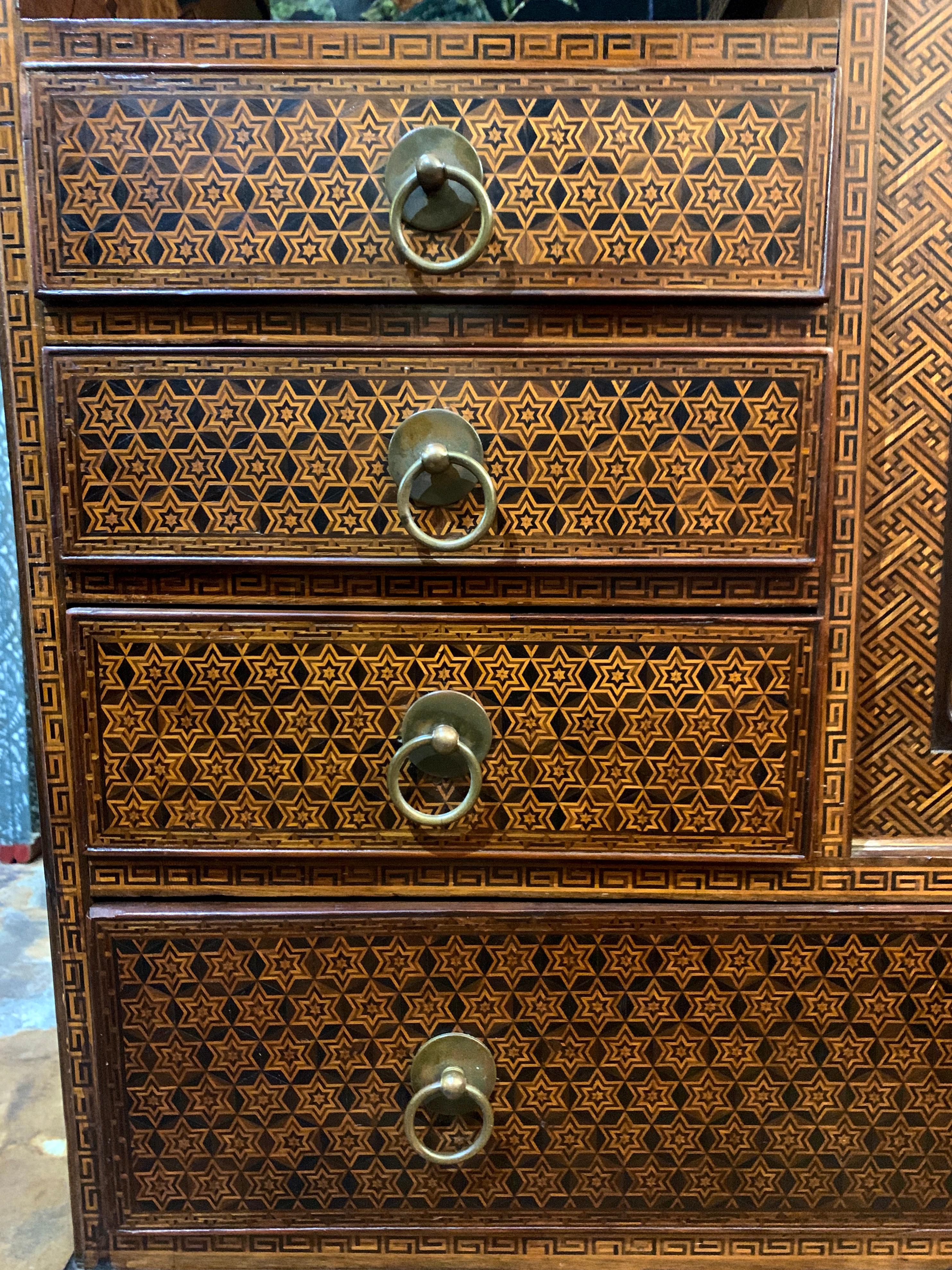 Japanese Marquetry Shadona Etagere Cabinet, Meiji Period, Japan For Sale 7