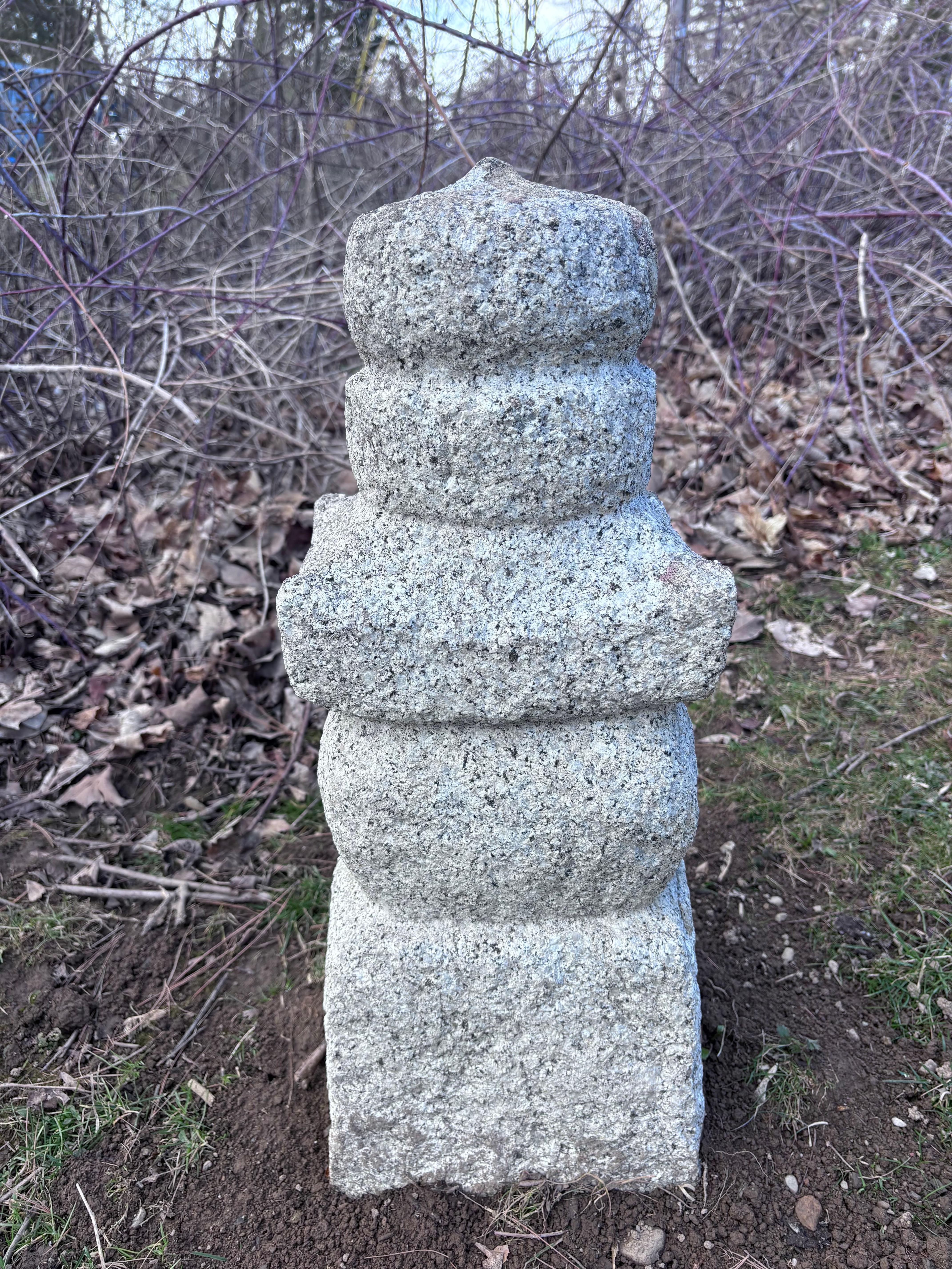 Masivo Japonés Antiguo Tierra, Agua, Fuego Viento, Piedra Gorinto-  300 años Tallado a mano en venta