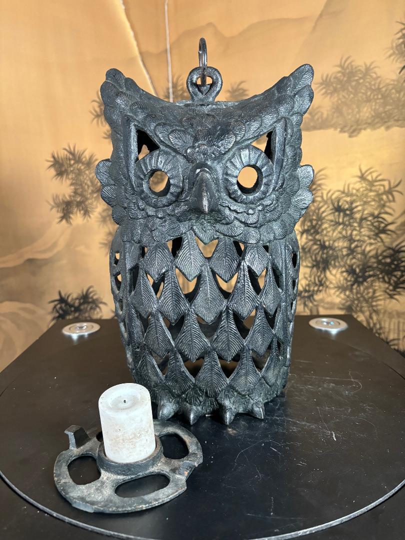 Hand-Crafted Japanese Massive Vintage over Sized Owl Lighting Lantern, Finest Quality For Sale
