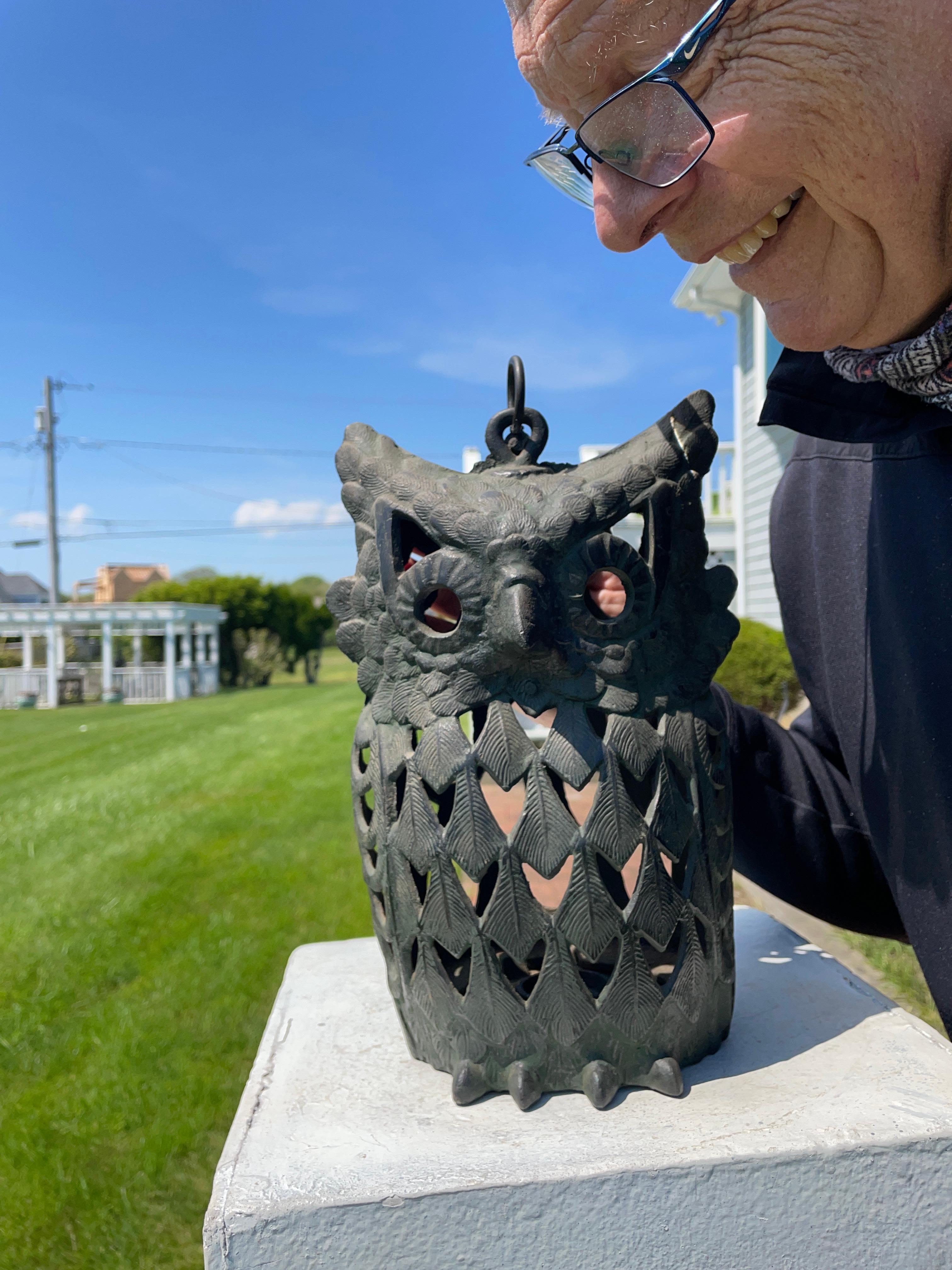 Extraordinary size

Japanese massive over size owl lighting lantern, 13 inches tall.

This handsome Japanese quality over sized iron 